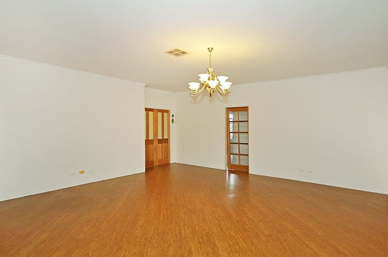20 Abercrombie Terrace, Ellenbrook WA 6069, Ellenbrook - Thumbnail 4