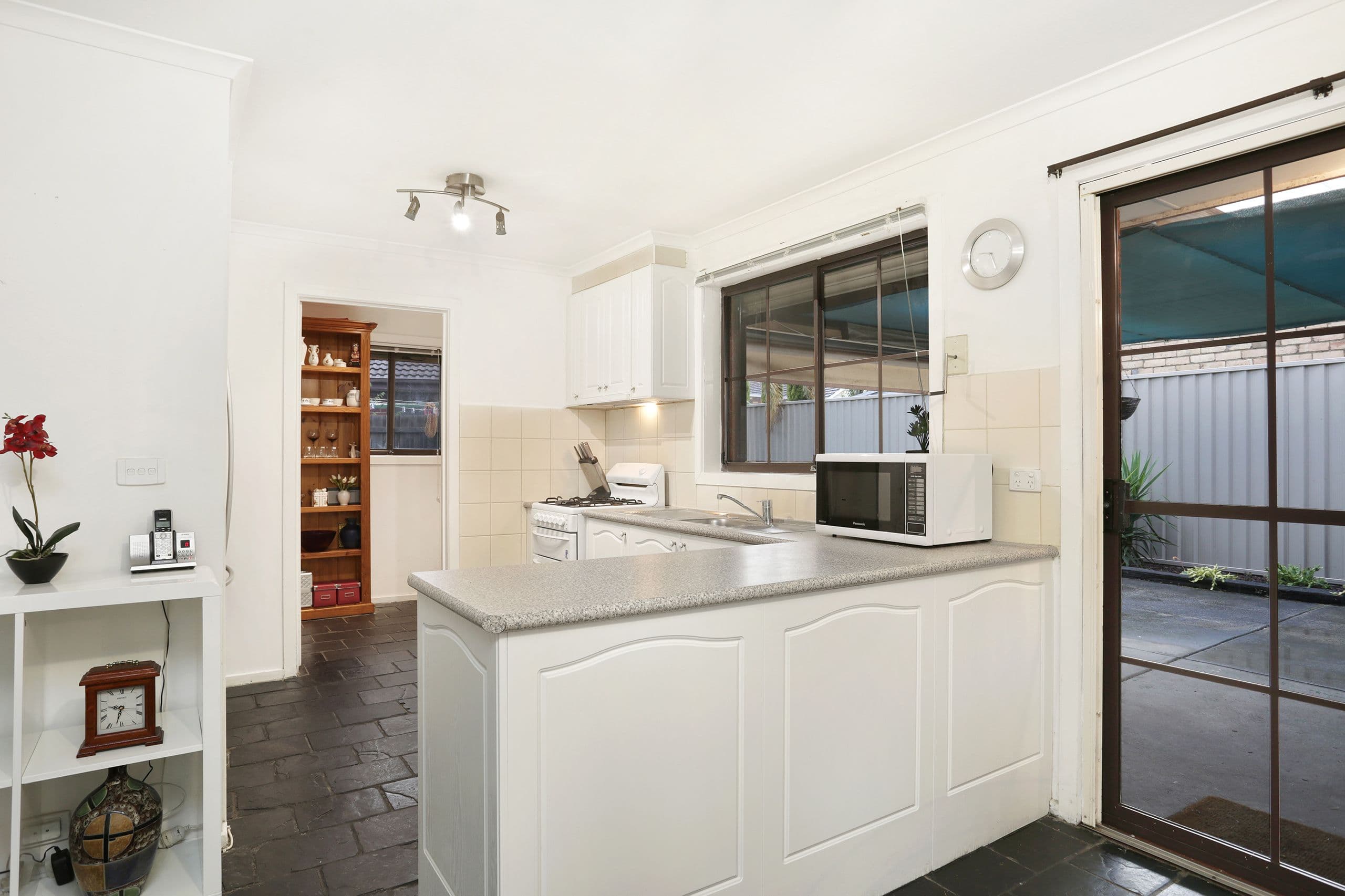 79 Avondale Avenue, St Albans VIC 3021, St Albans - Thumbnail 8