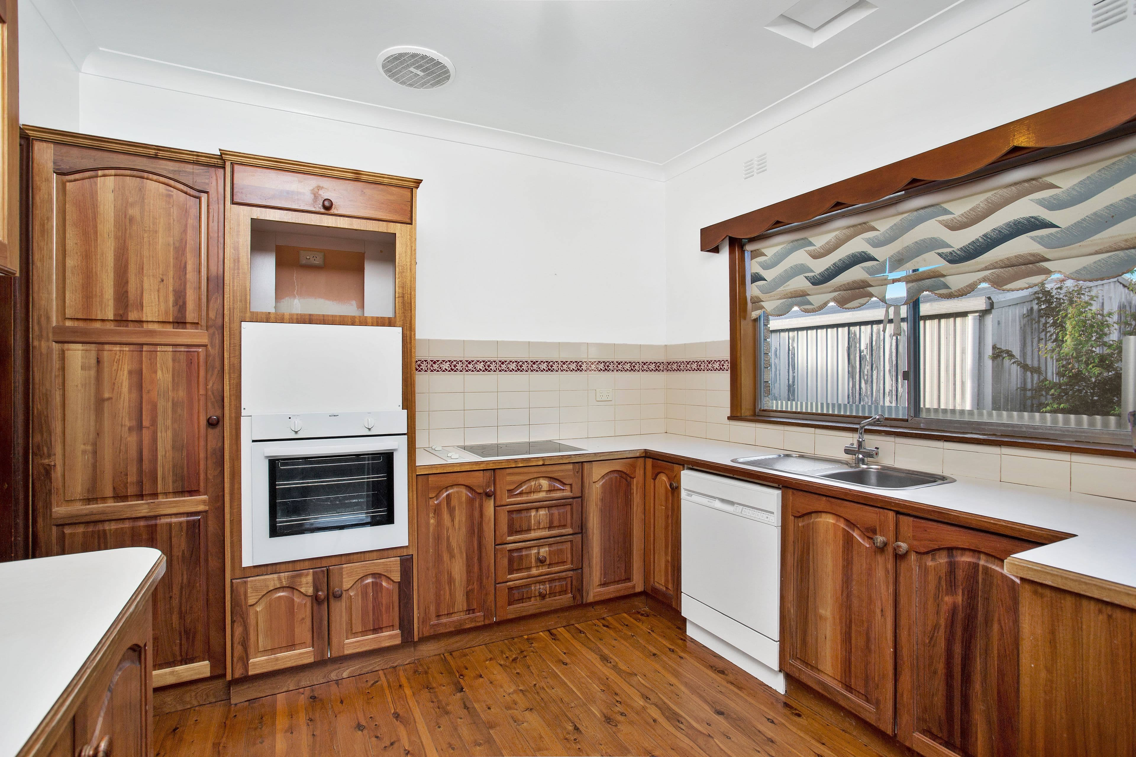 52 Vermont Street, Wodonga VIC 3690, Wodonga - Thumbnail 2