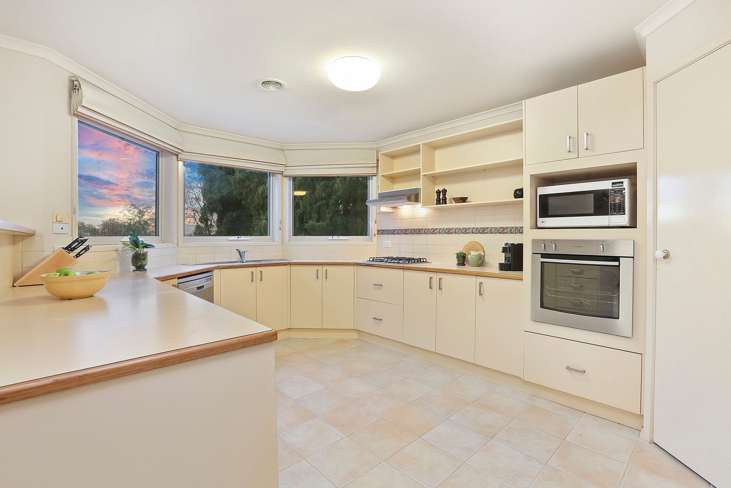 8 Carroll Road, Highton VIC 3216, Highton - Thumbnail 6