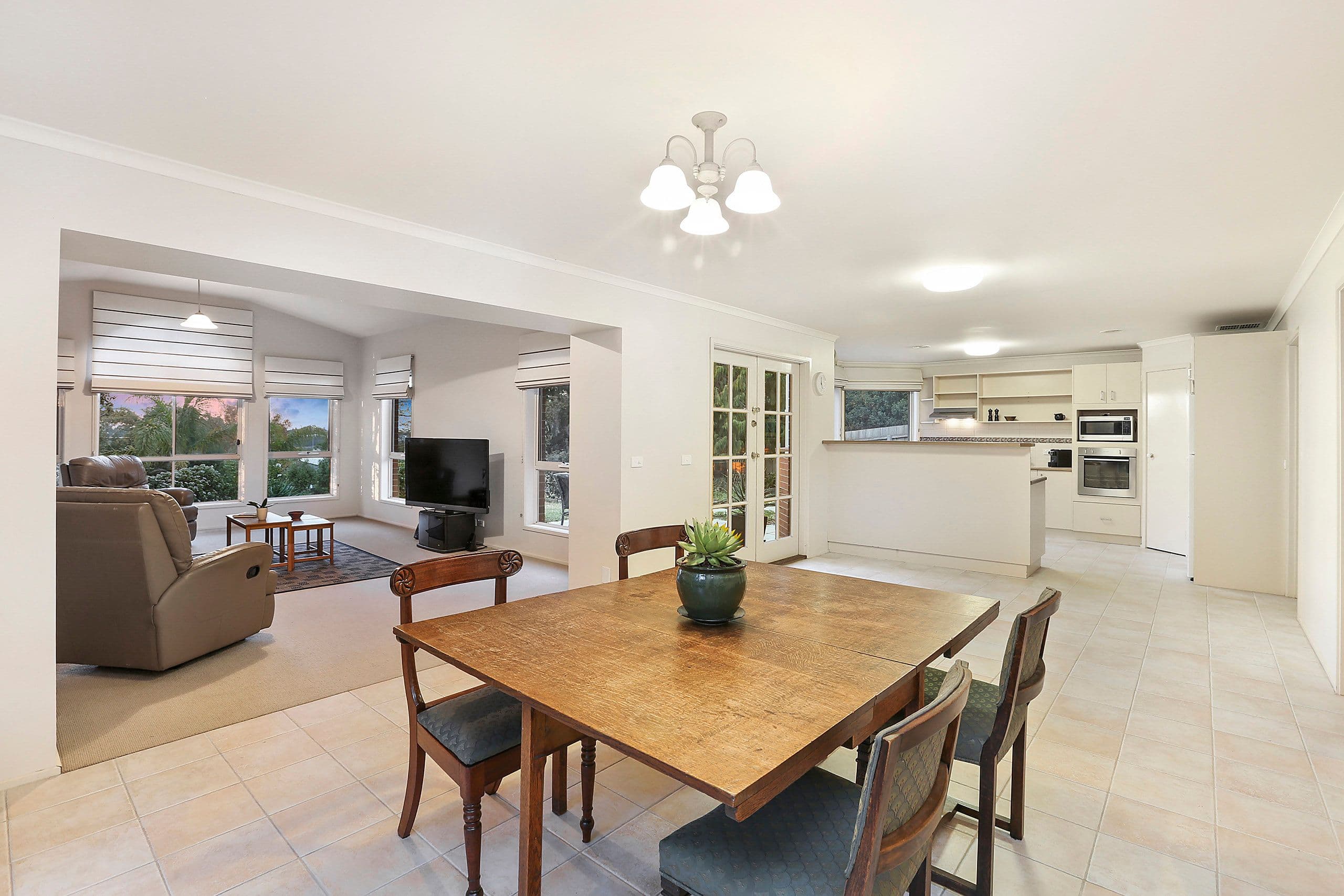 8 Carroll Road, Highton VIC 3216, Highton - Thumbnail 8