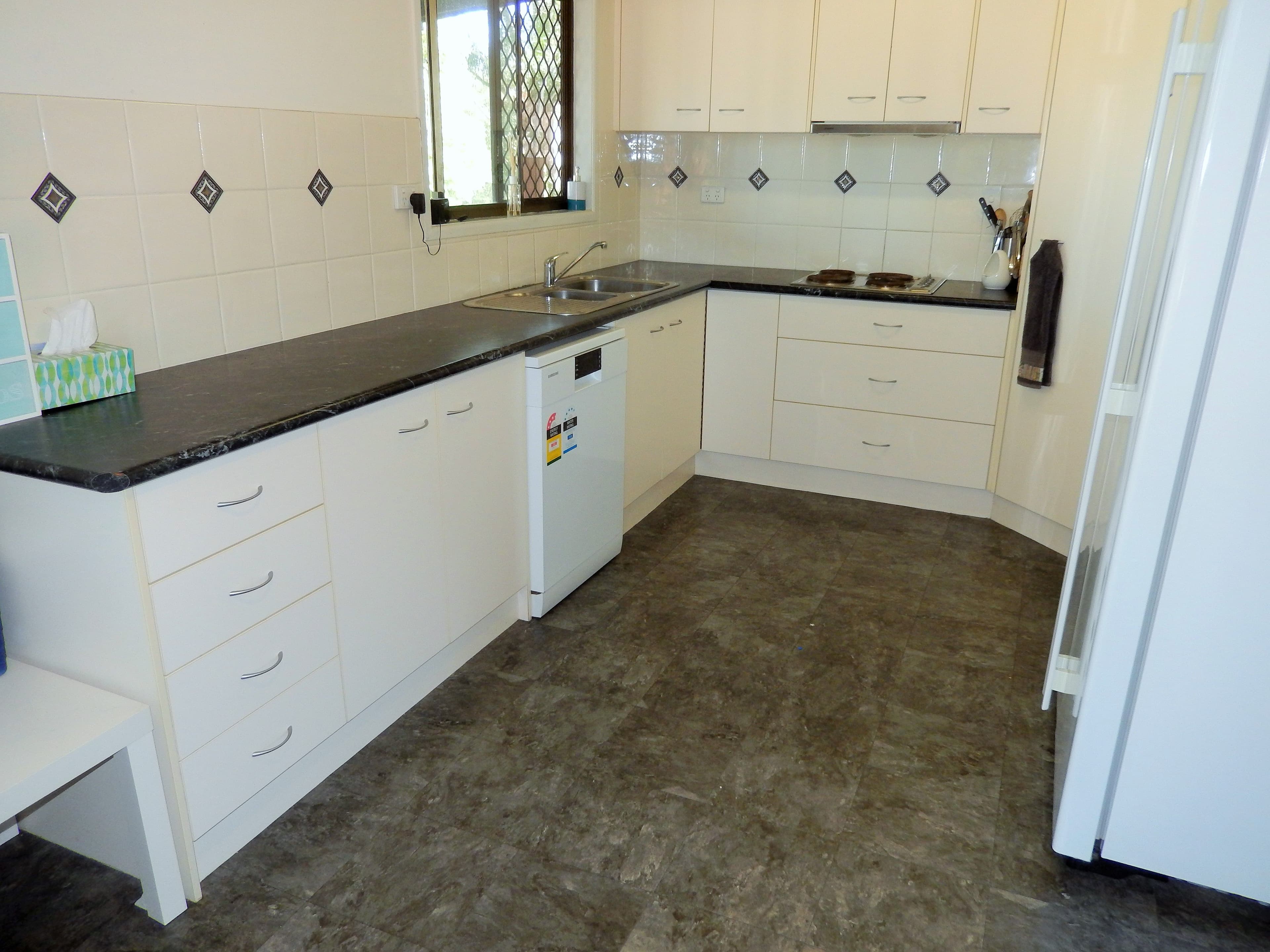 3 Sydney Street, Brassall QLD 4305, Brassall - Thumbnail 4