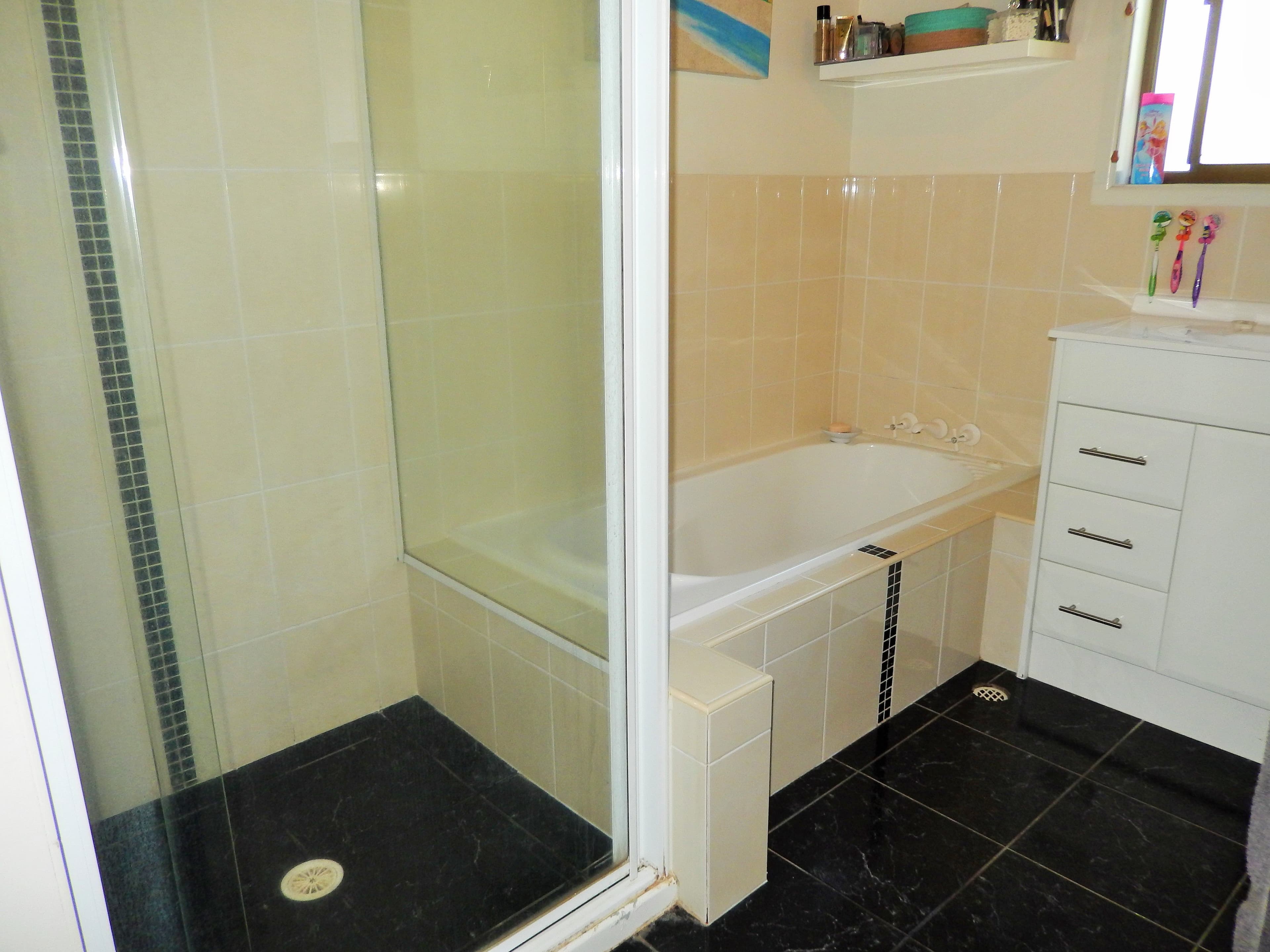 3 Sydney Street, Brassall QLD 4305, Brassall - Thumbnail 8
