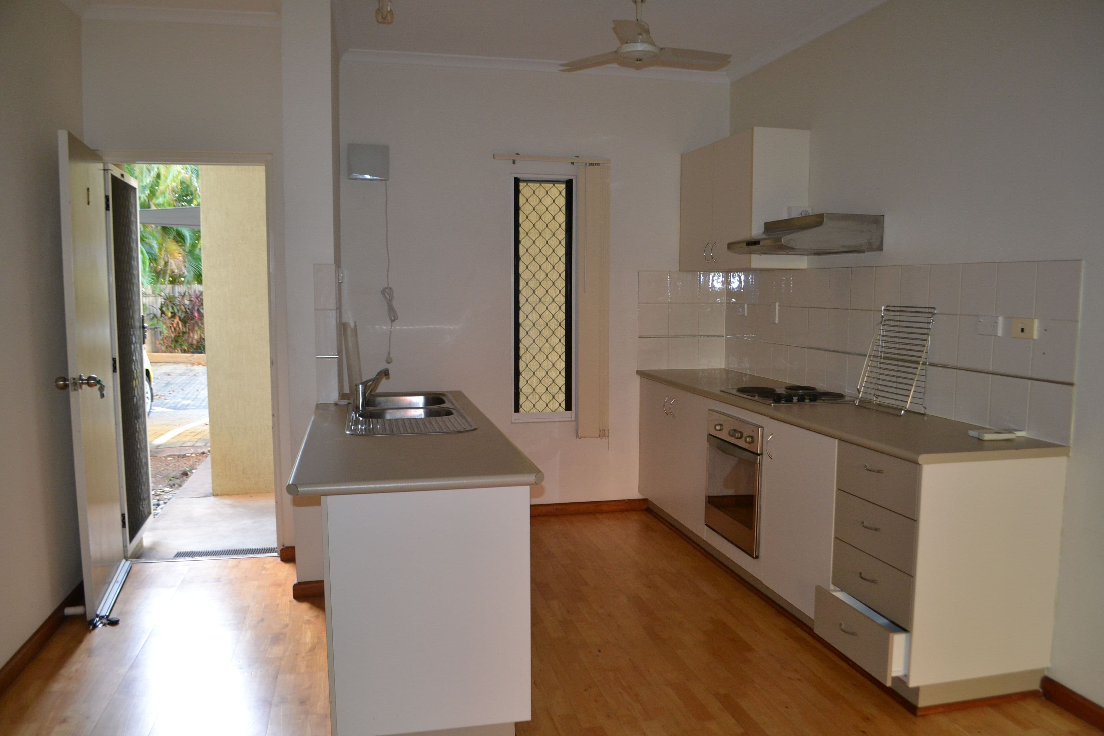 1/21 Sunset Drive, Coconut Grove NT 0810, Coconut Grove - Thumbnail 2
