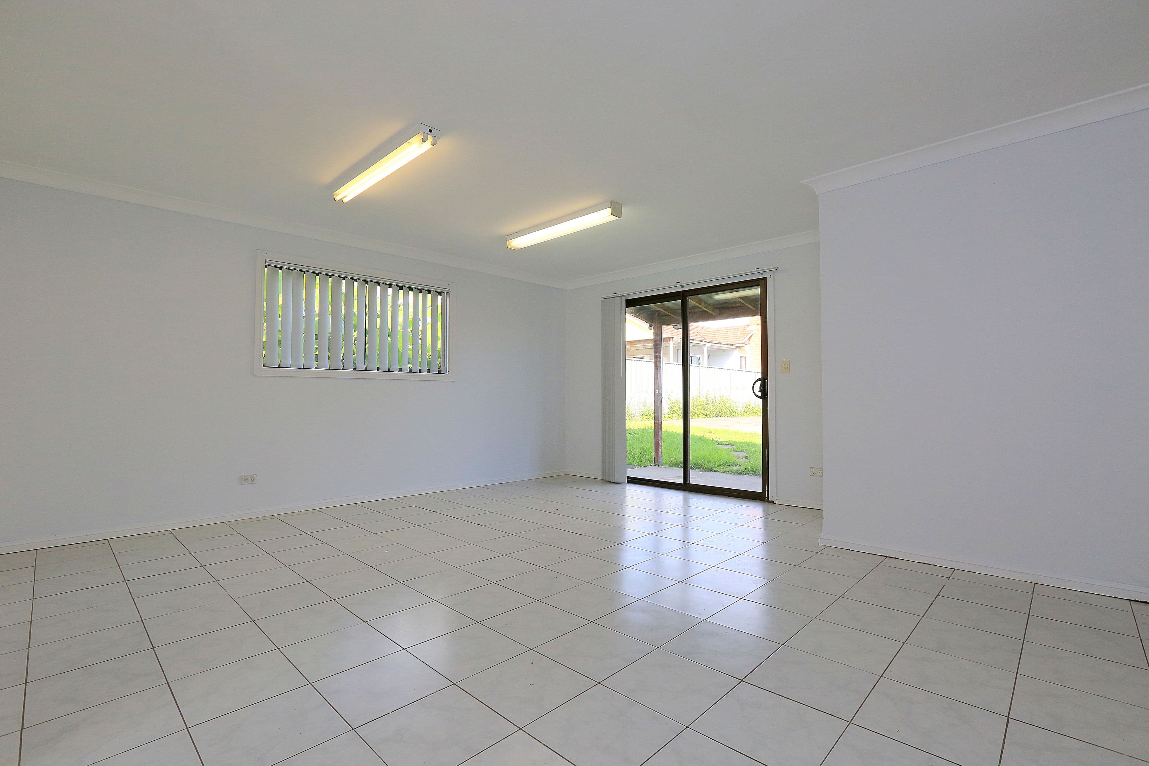 1 Yanderra Street, Condell Park - Thumbnail 3