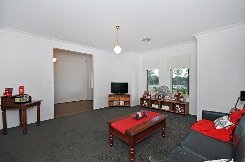 12 Arrowsmith Avenue, Ellenbrook WA 6069, Ellenbrook - Thumbnail 4