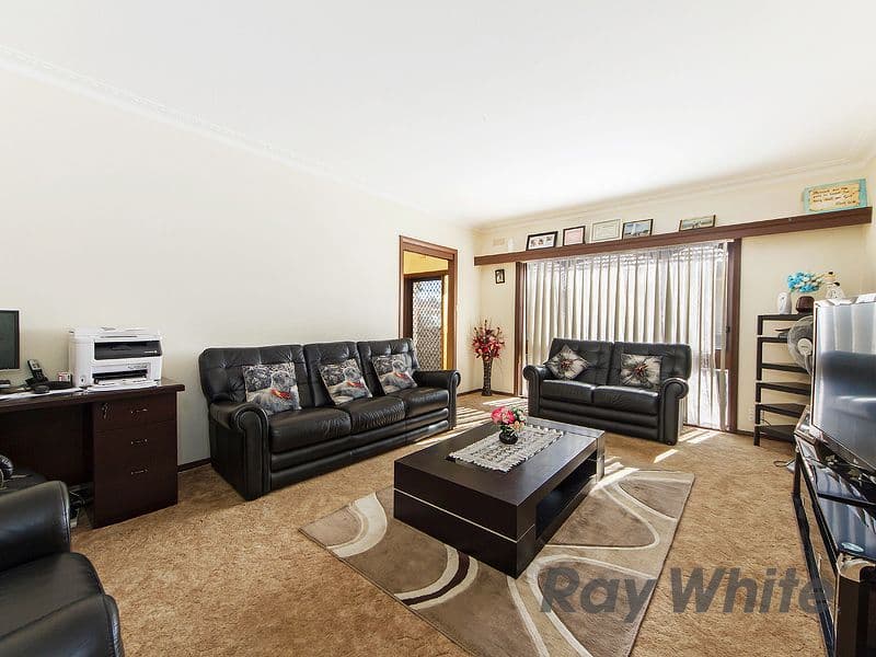 20 Watford Road, St Albans VIC 3021, St Albans - Thumbnail 2