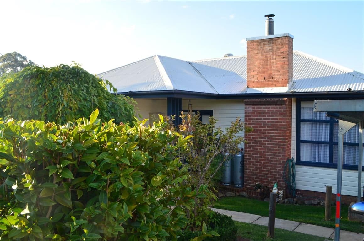 51 Bartlett Street, Batlow - Thumbnail 2