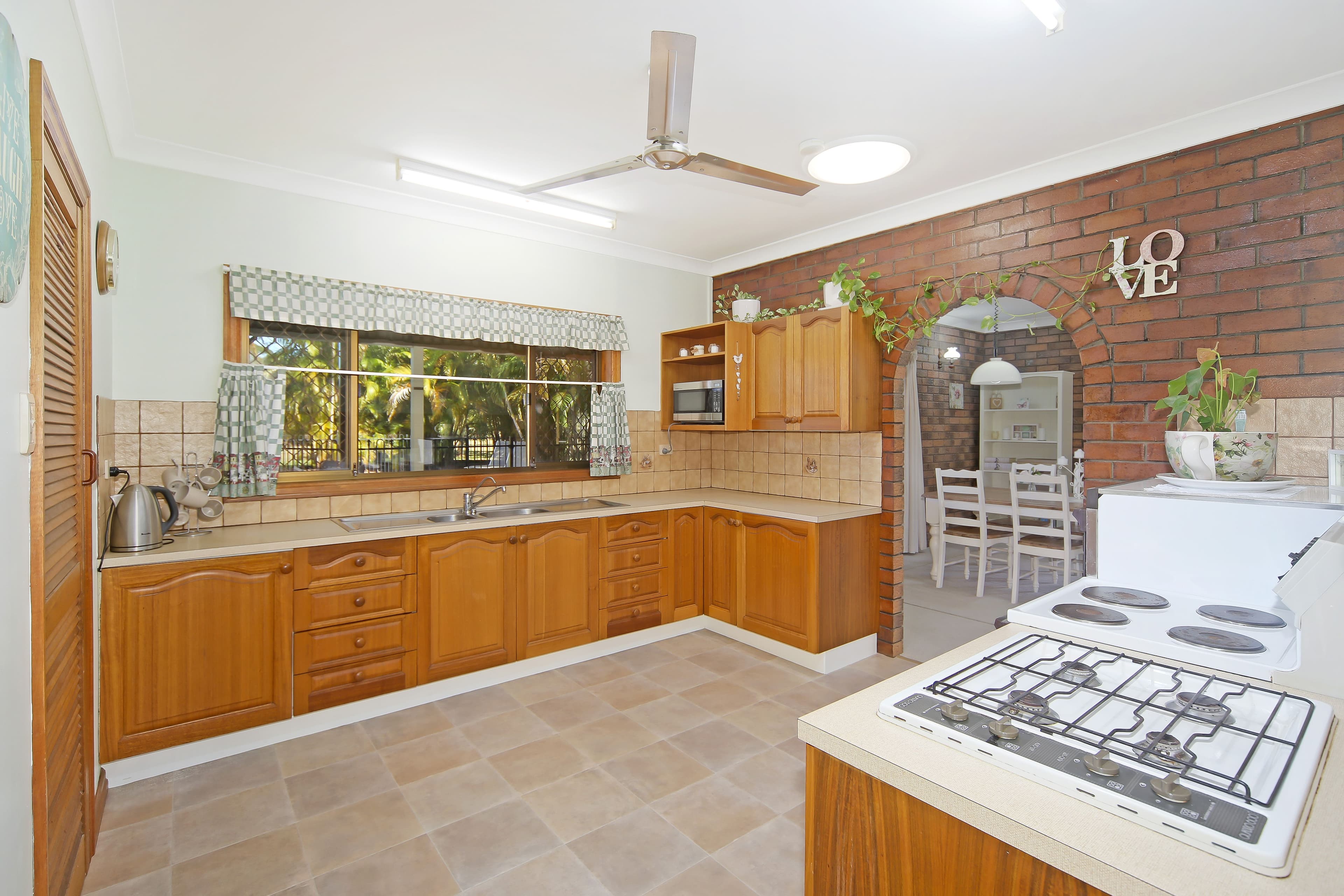 19 Bunney Road, Beerwah QLD 4519, Beerwah - Thumbnail 5