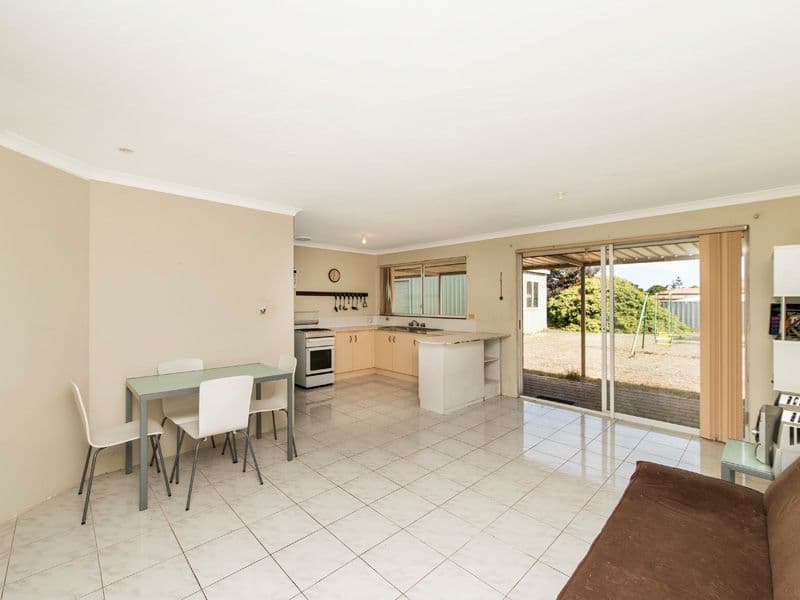 6 Limosa Glade, Warnbro WA 6169, Warnbro - Thumbnail 2