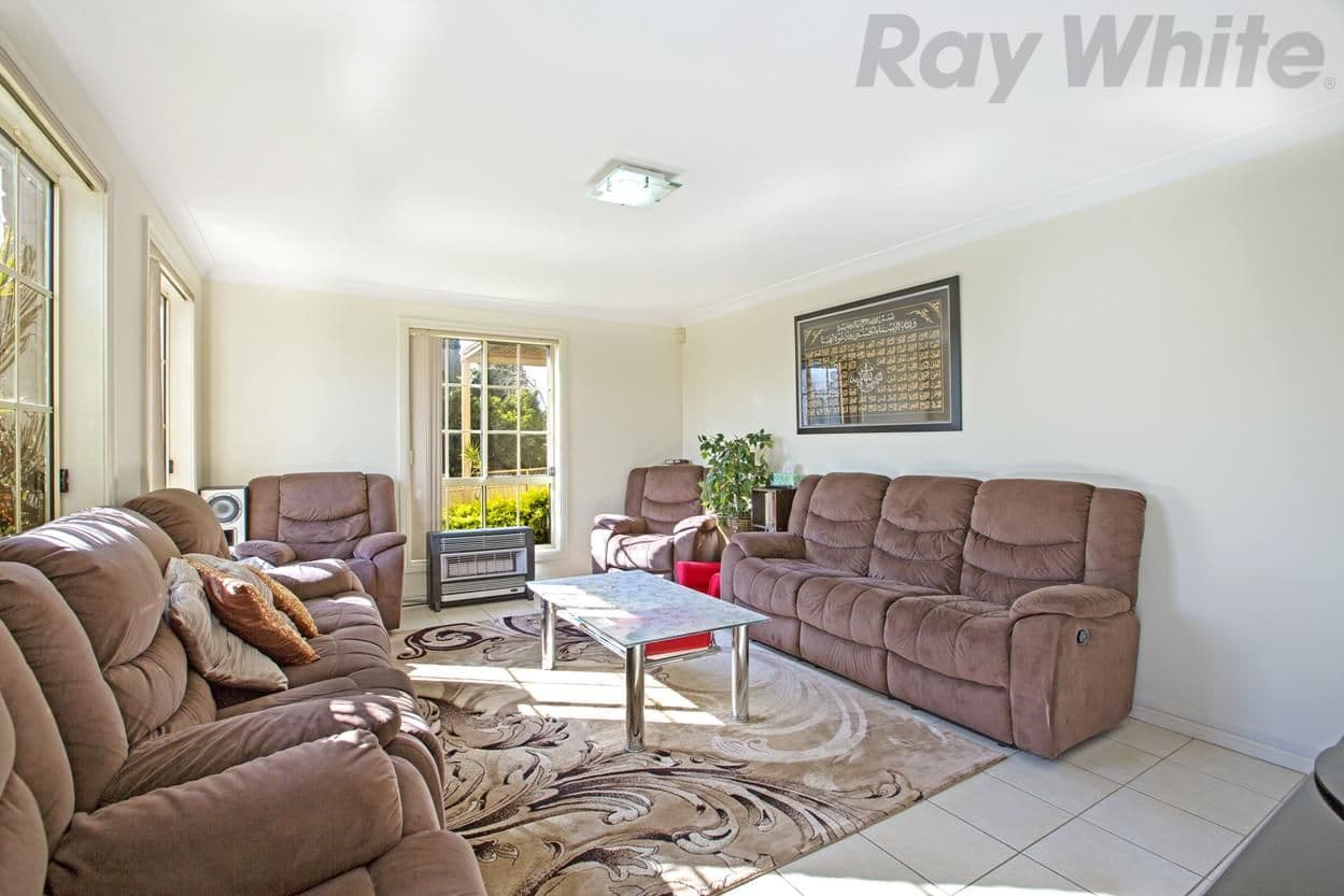 80 Greenway Drive, West Hoxton - Thumbnail 3