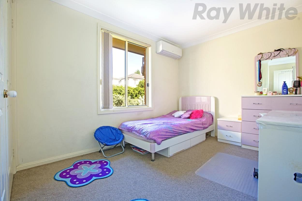 80 Greenway Drive, West Hoxton - Thumbnail 7