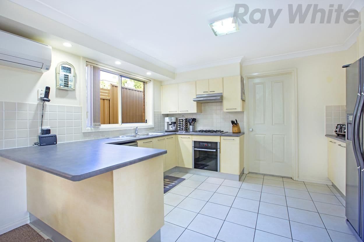 80 Greenway Drive, West Hoxton - Thumbnail 4