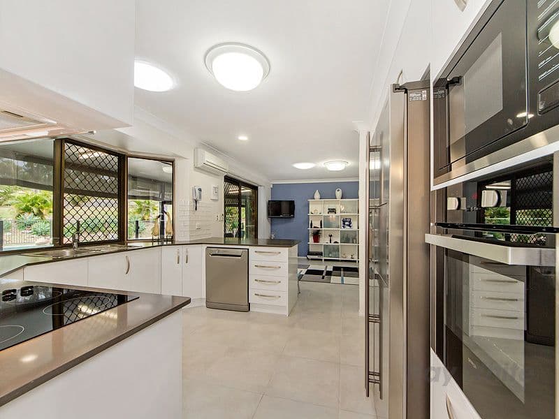 6 Winfield Road, Ormeau QLD 4208, Ormeau - Thumbnail 2