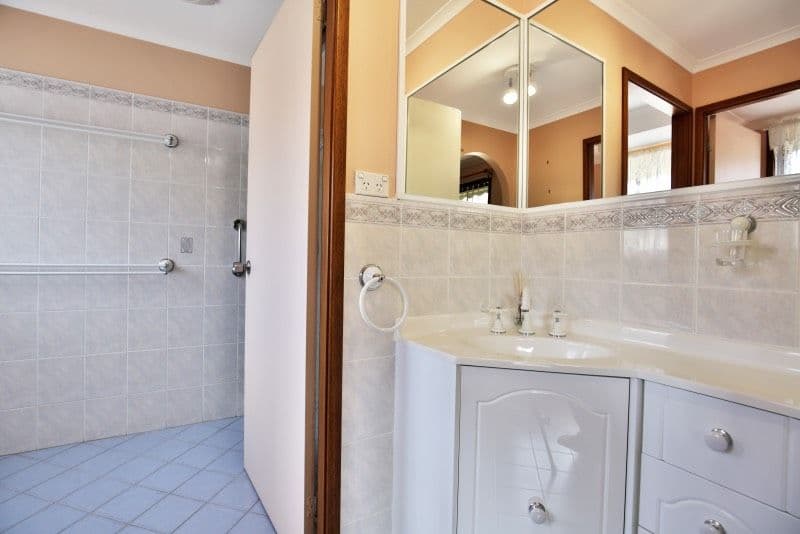 7 Ferntree Drive, Bomaderry - Thumbnail 7