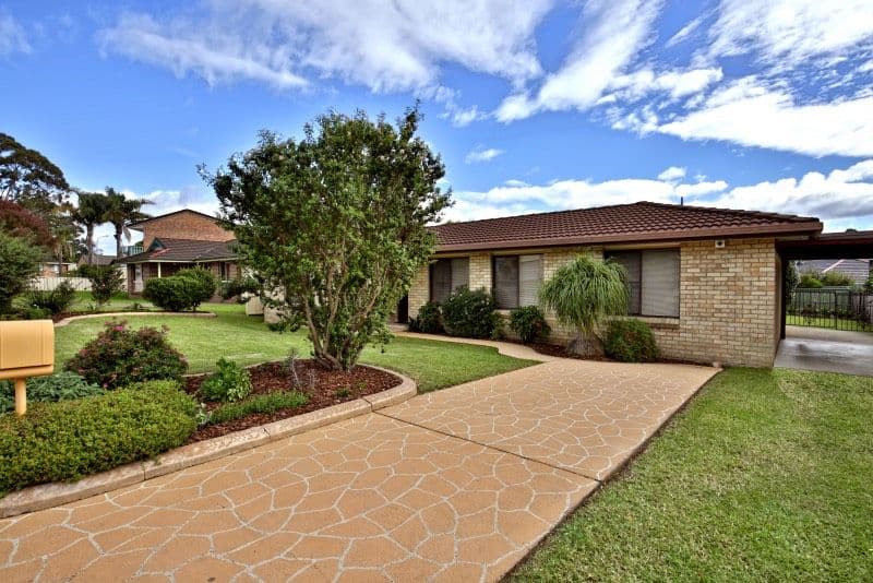 7 Ferntree Drive, Bomaderry - Image 1