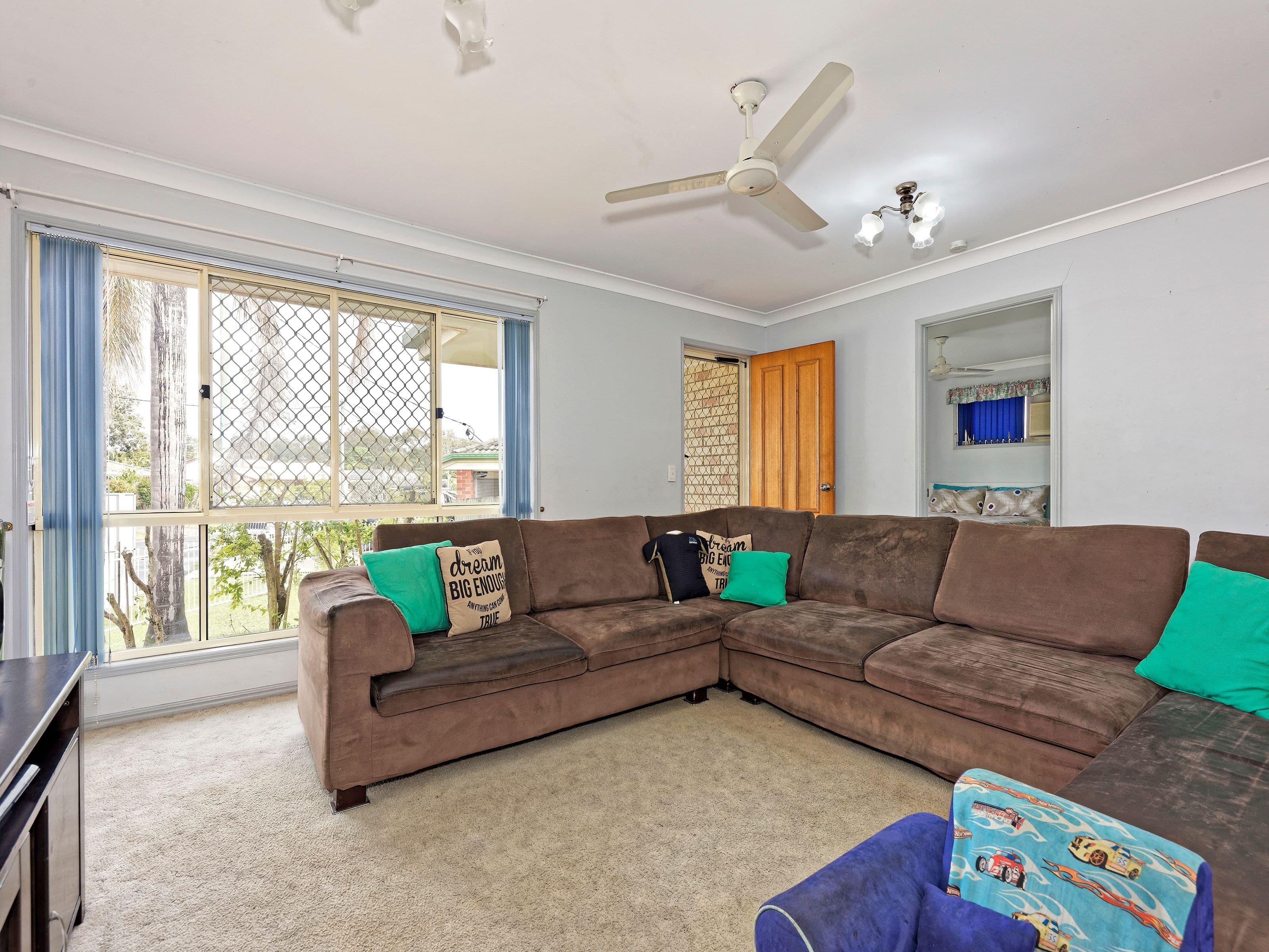 13 Huntington Court, Deception Bay QLD 4508, Deception Bay - Thumbnail 4