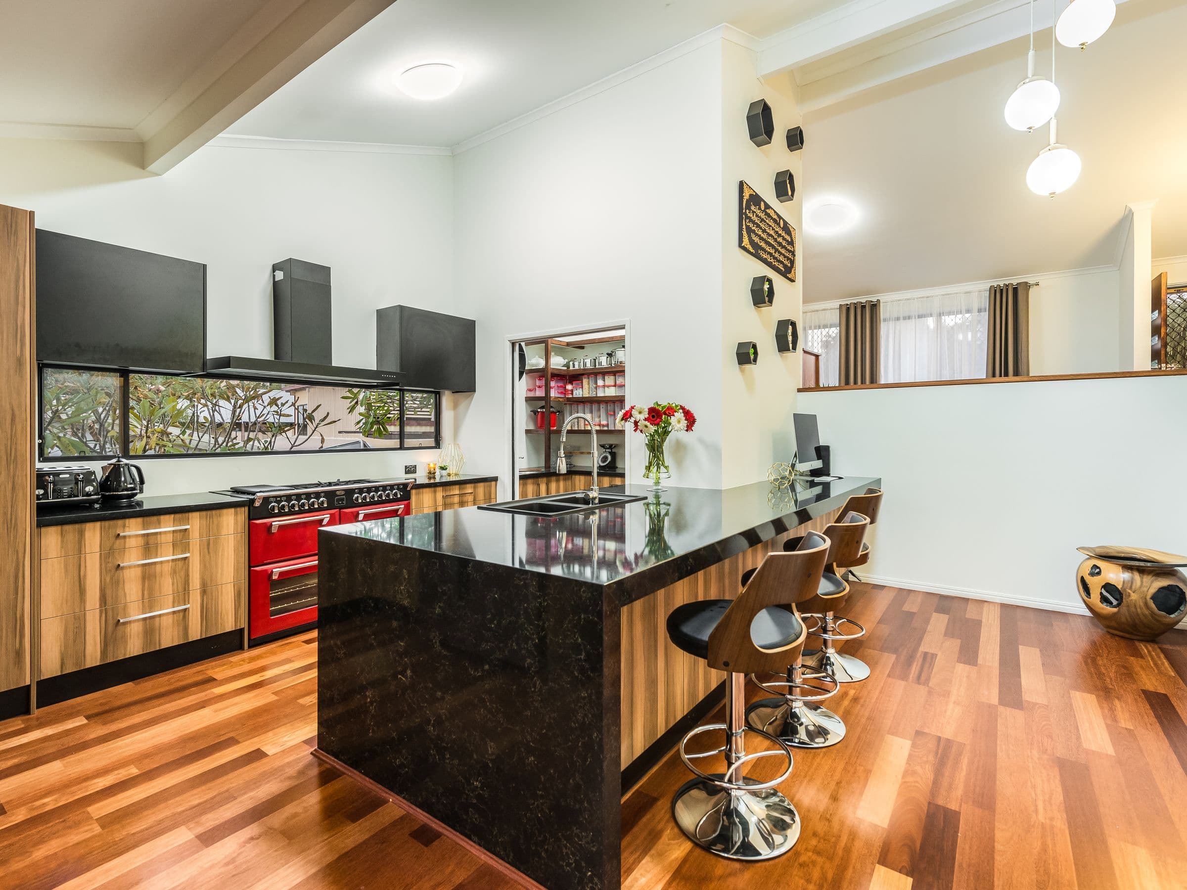 69 Lehmans Road, Beenleigh QLD 4207, Beenleigh - Thumbnail 2