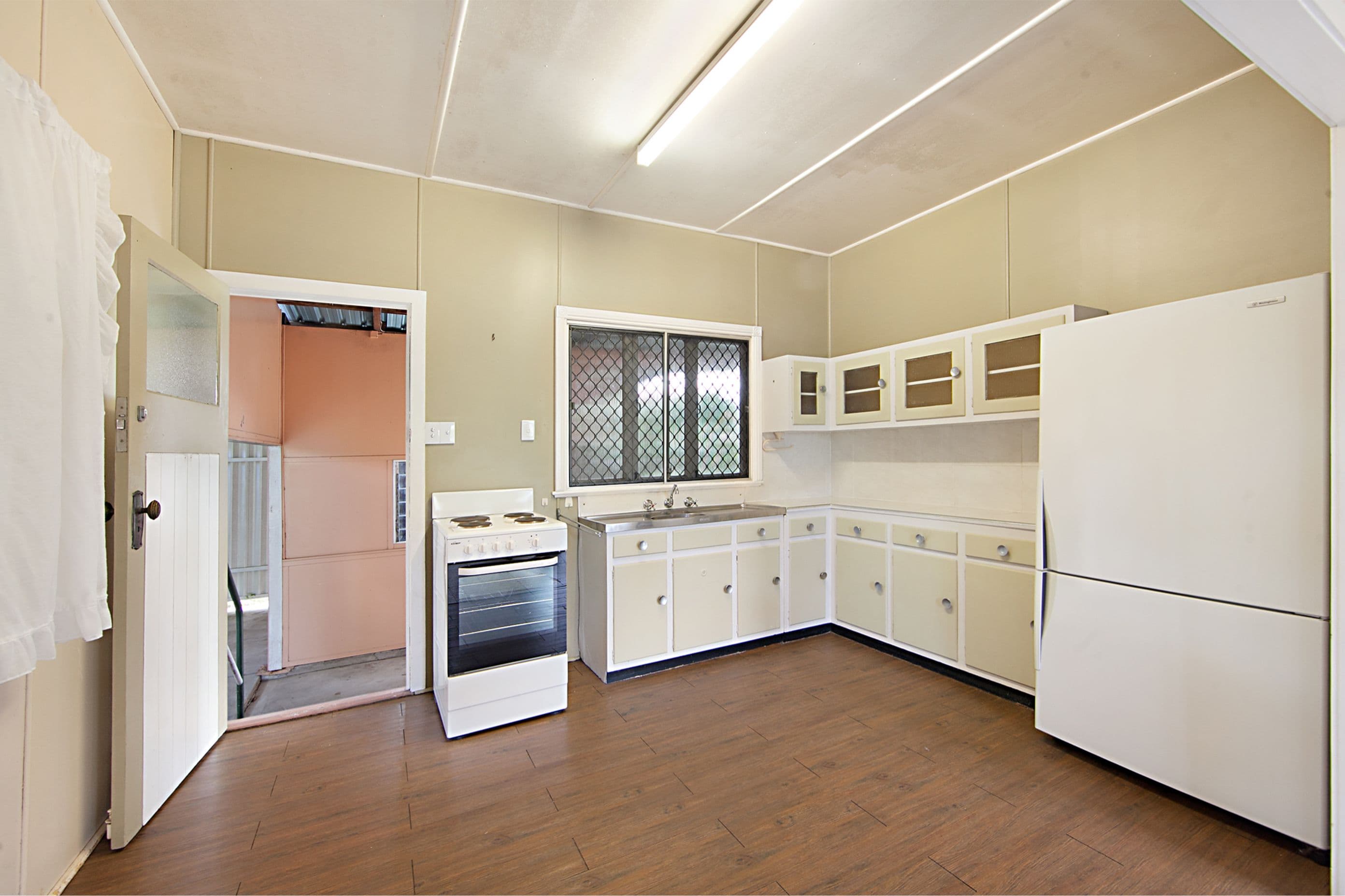 152 Goodwin Street, Currajong QLD 4812, Currajong - Thumbnail 3