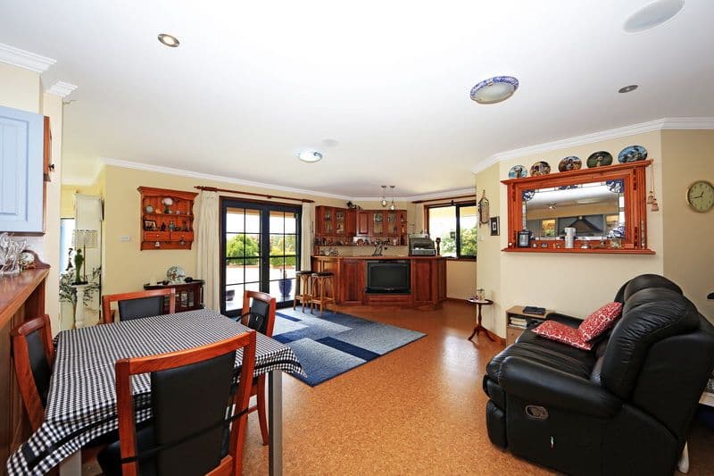 15 Wirrah Close, Nowra Hill - Thumbnail 6