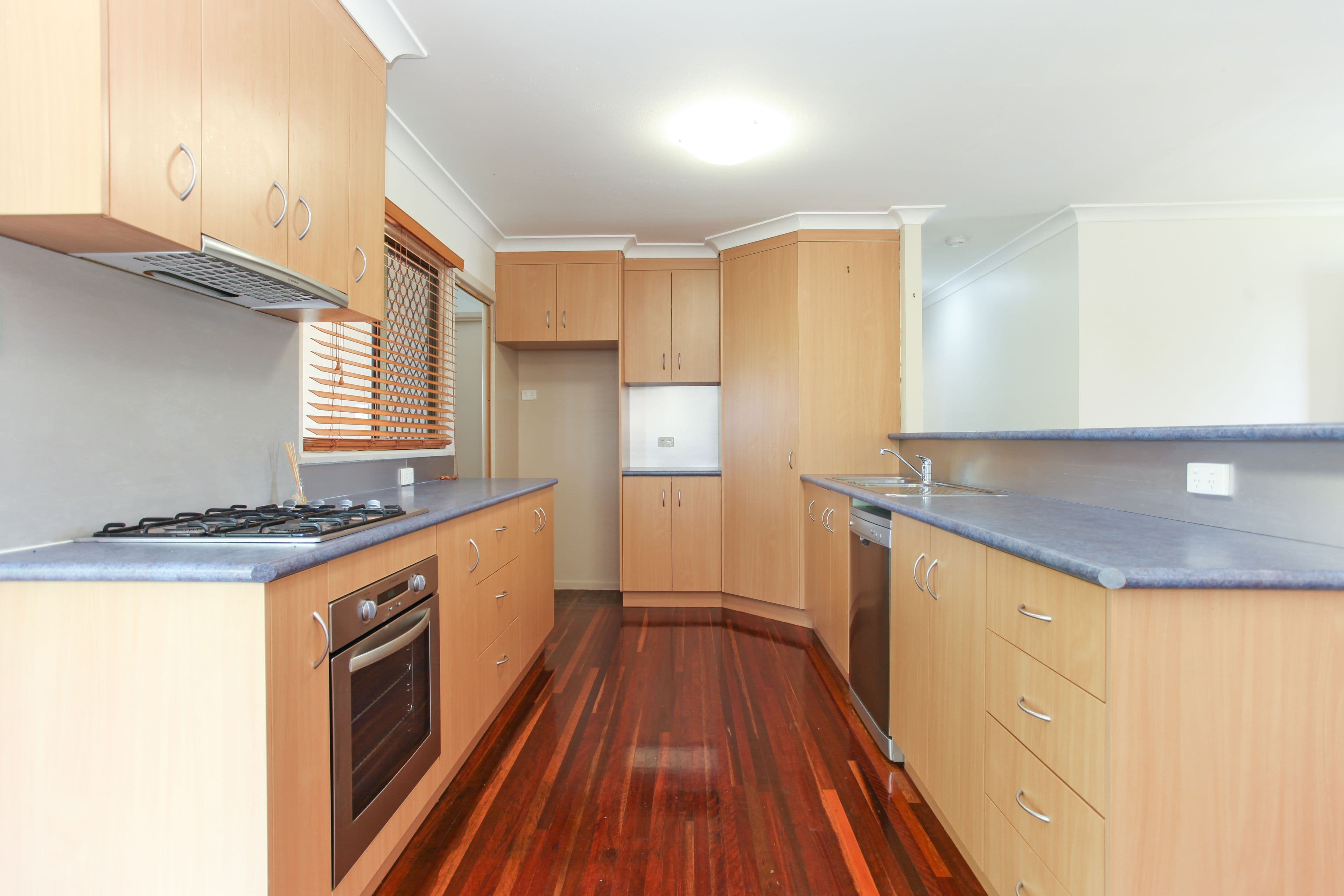 16 Dalrymple Street, East Mackay QLD 4740, East Mackay - Thumbnail 6