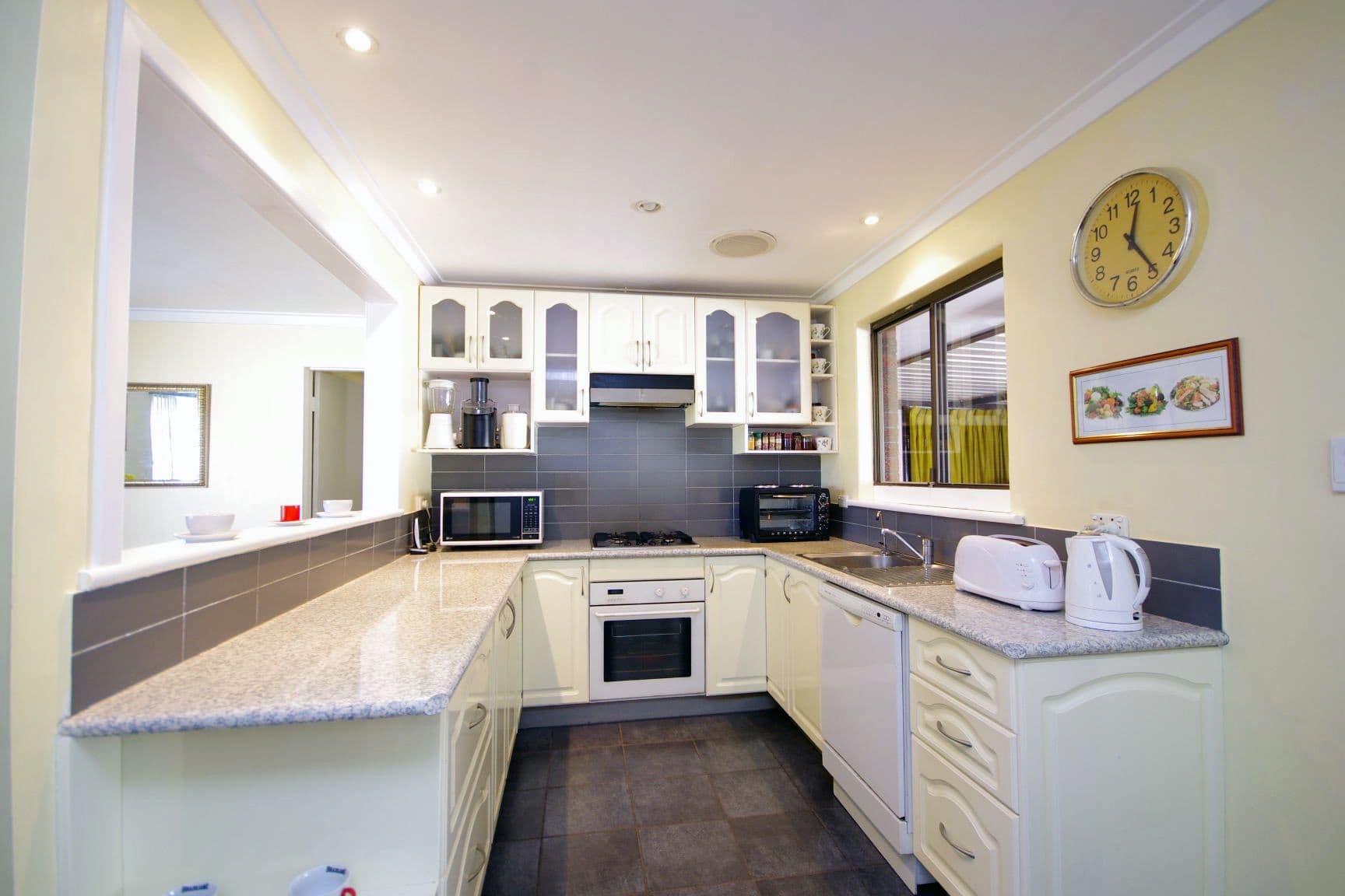 14 Allinson Drive, Girrawheen WA 6064, Girrawheen - Thumbnail 3