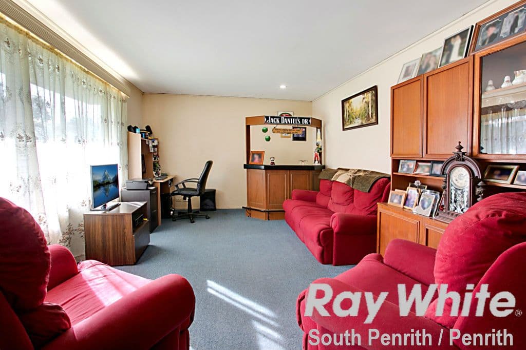 14 Banool Avenue, South Penrith - Thumbnail 2