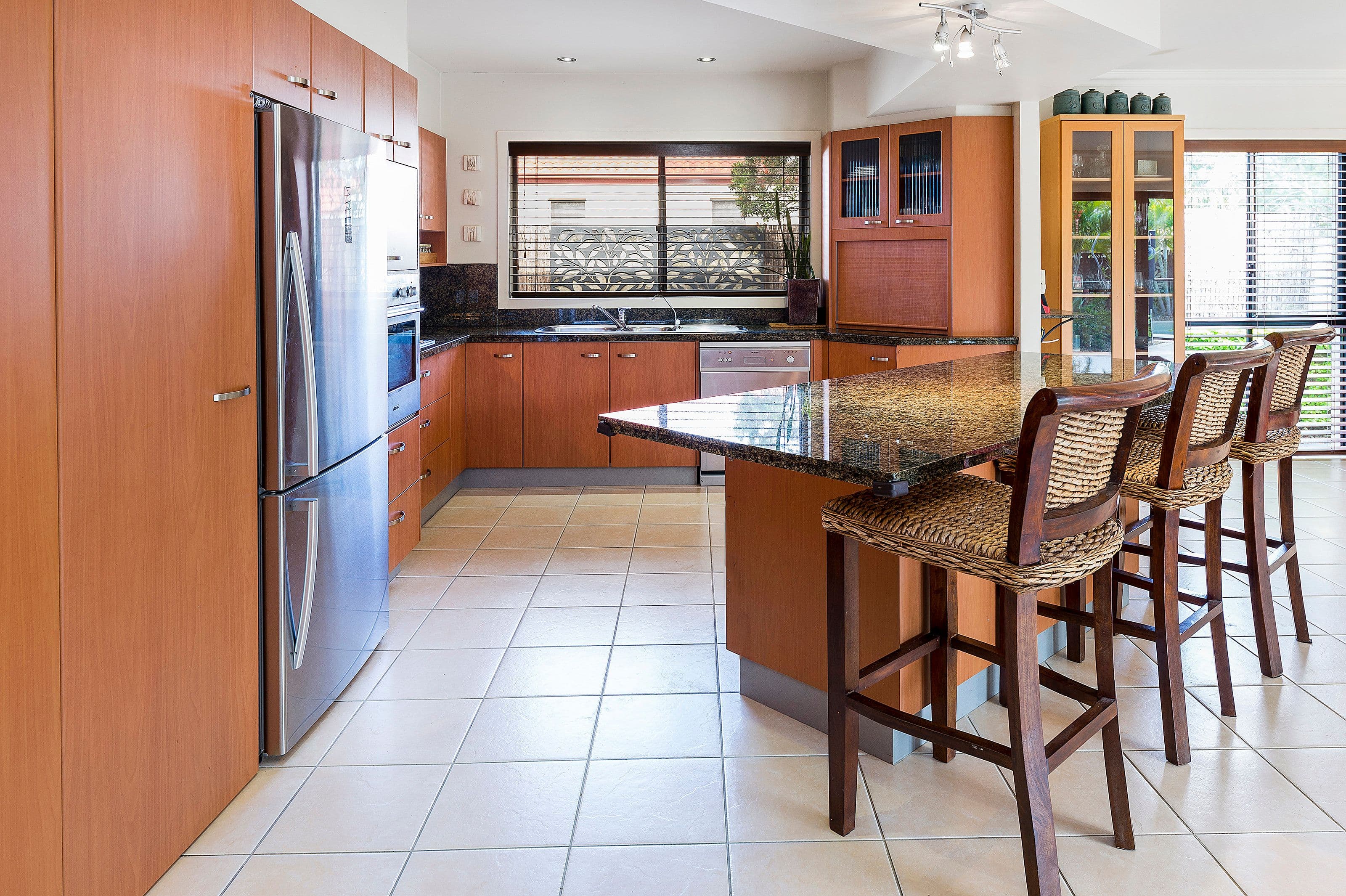 16 Dallow Crescent, Helensvale QLD 4212, Helensvale - Thumbnail 7