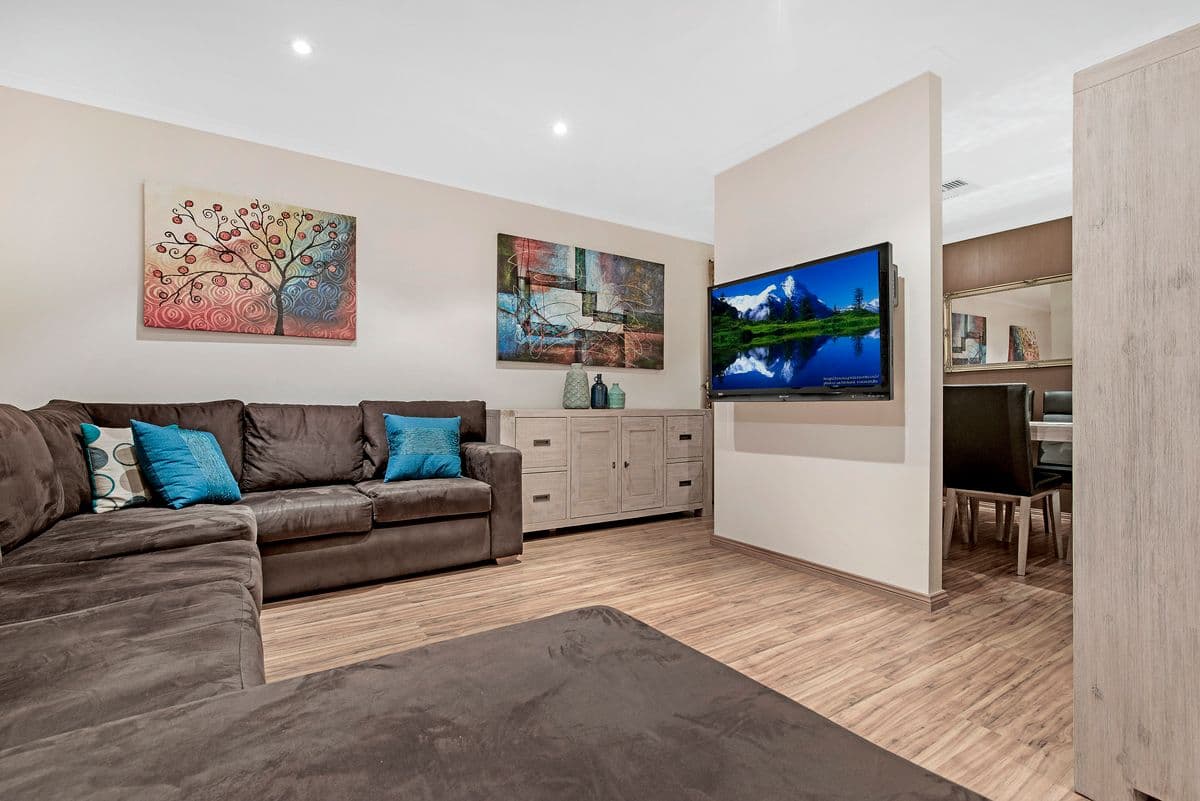 30 Stockman Place, Walkley Heights SA 5098, Walkley Heights - Thumbnail 3