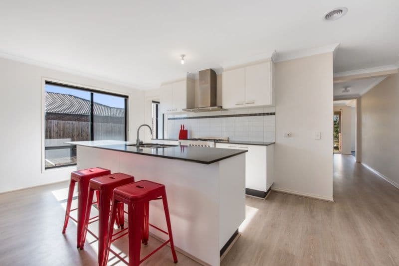 23 Darriwell Drive, Bannockburn VIC 3331, Bannockburn - Thumbnail 2