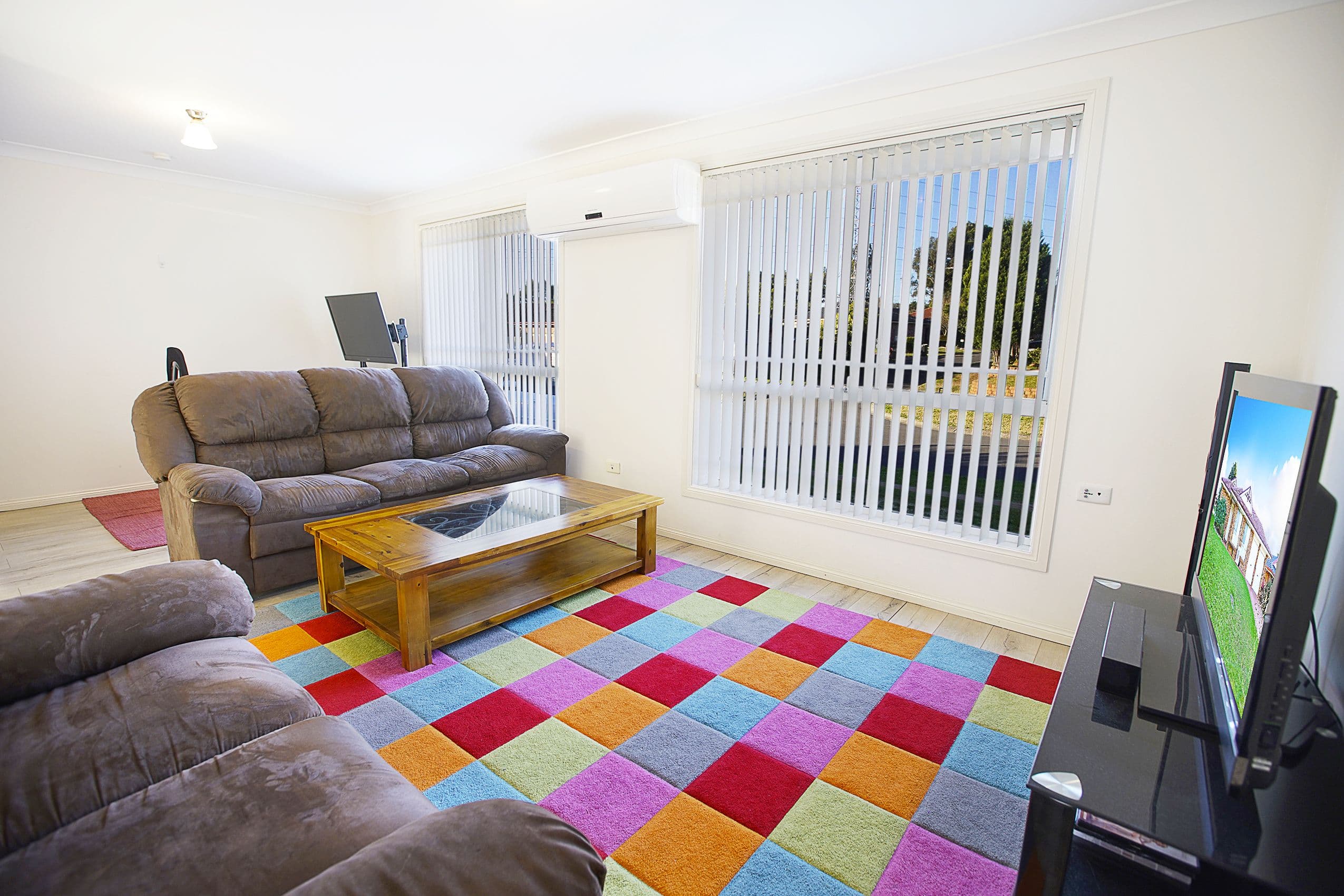 1 Scrubwren Place, Glenmore Park - Thumbnail 3
