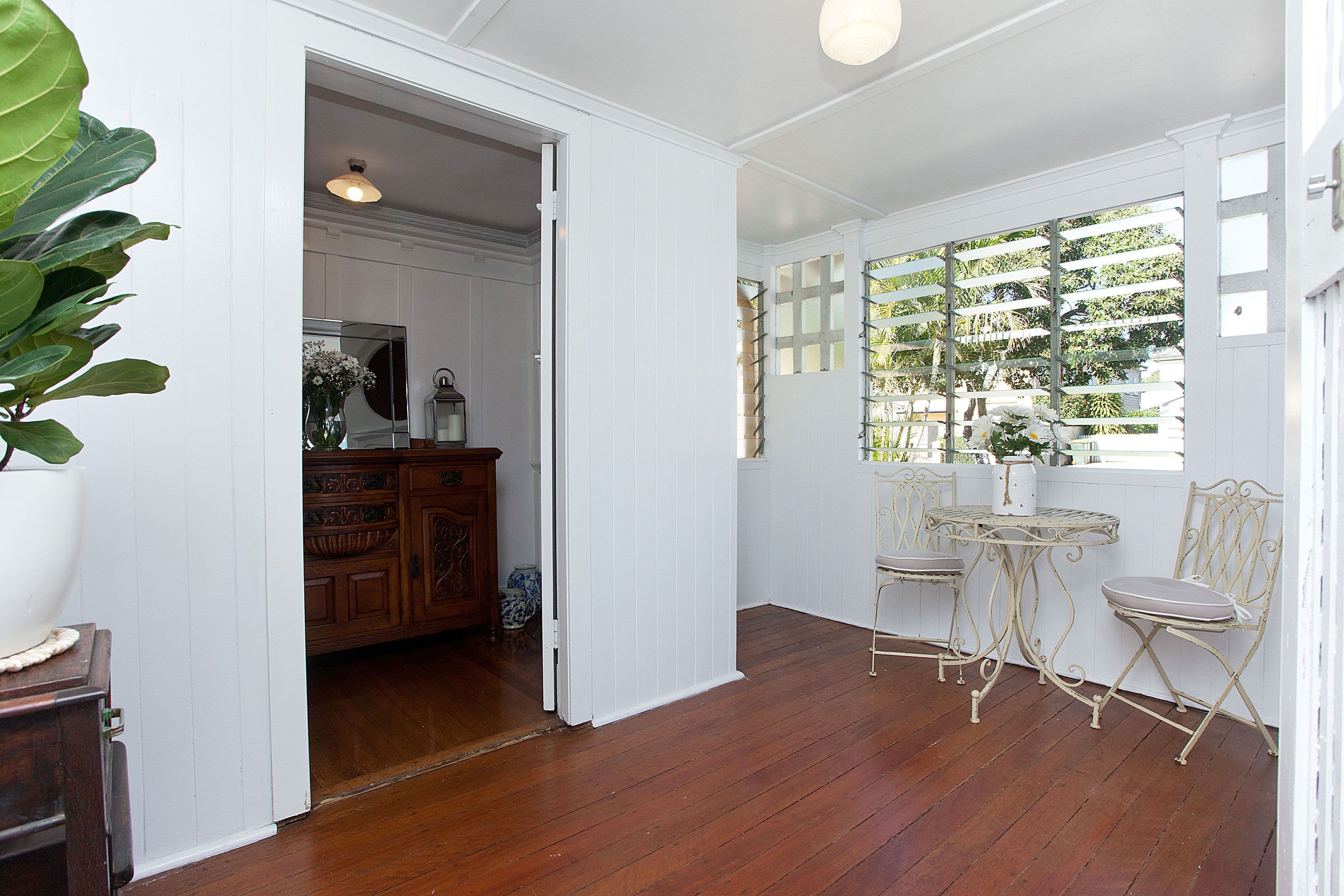 14 Burlington Street, Holland Park QLD 4121, Holland Park - Thumbnail 2