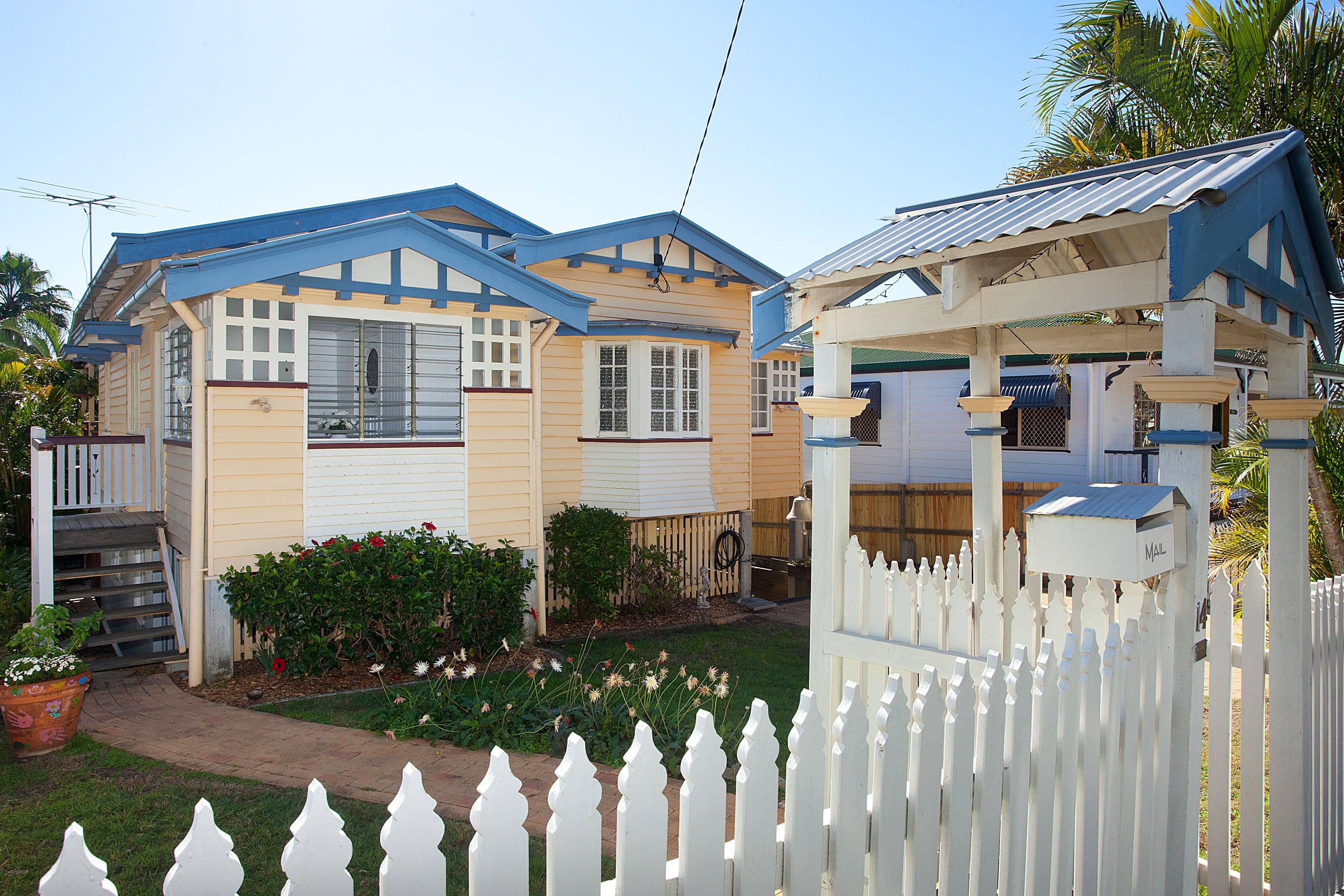 14 Burlington Street, Holland Park QLD 4121, Holland Park - Image 1