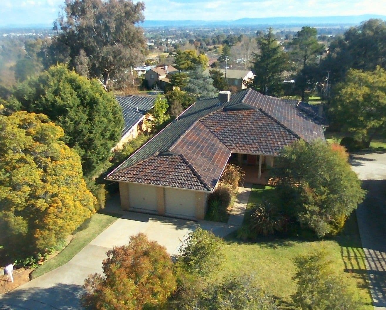 11 Kanangra Street, Cowra - Image 1
