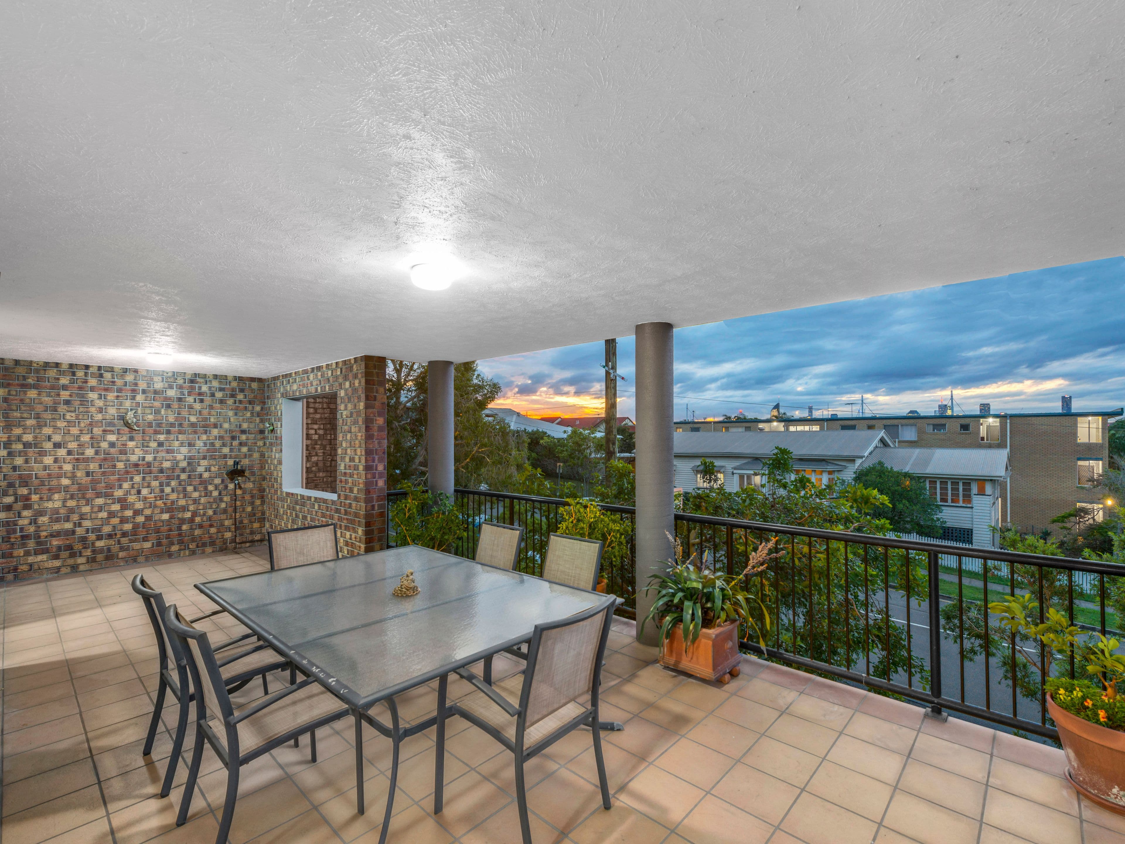 57 Eighth Avenue, Coorparoo QLD 4151, Coorparoo - Thumbnail 3