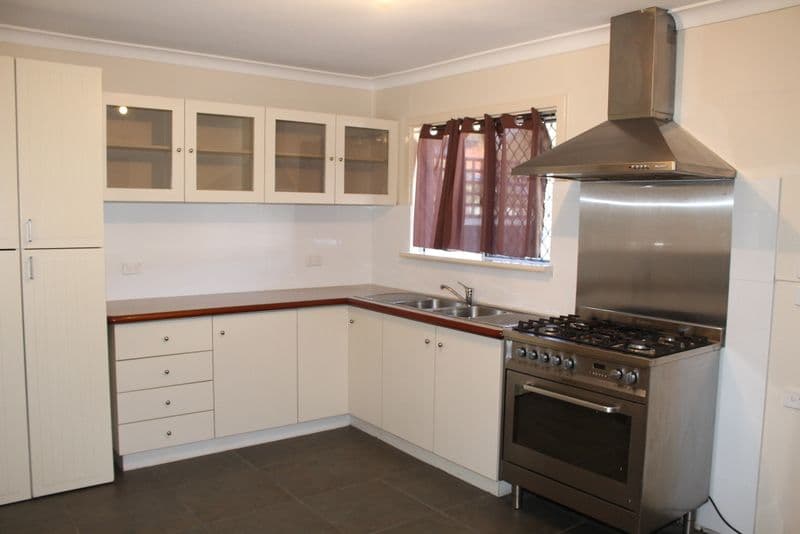 4 Wisborough Crescent, Balga WA 6061, Balga - Thumbnail 2