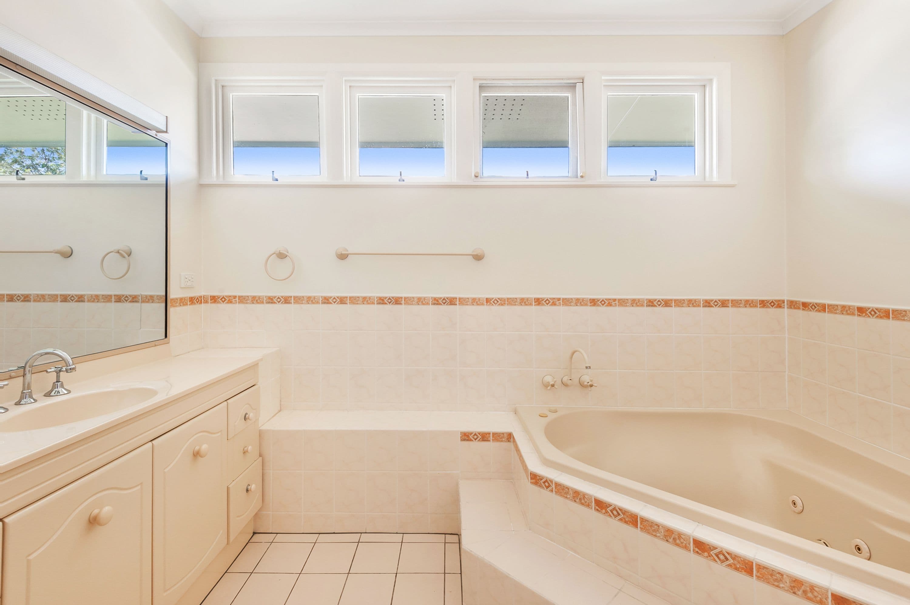 5 Norm Street, Kenmore QLD 4069, Kenmore - Thumbnail 7