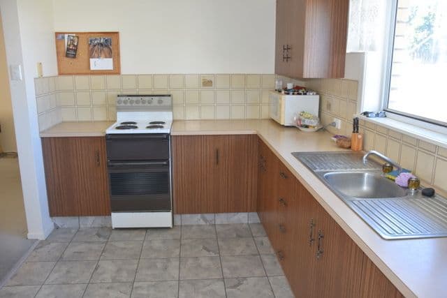 8 Bottlebrush Drive, Moree NSW 2400, Moree - Thumbnail 4