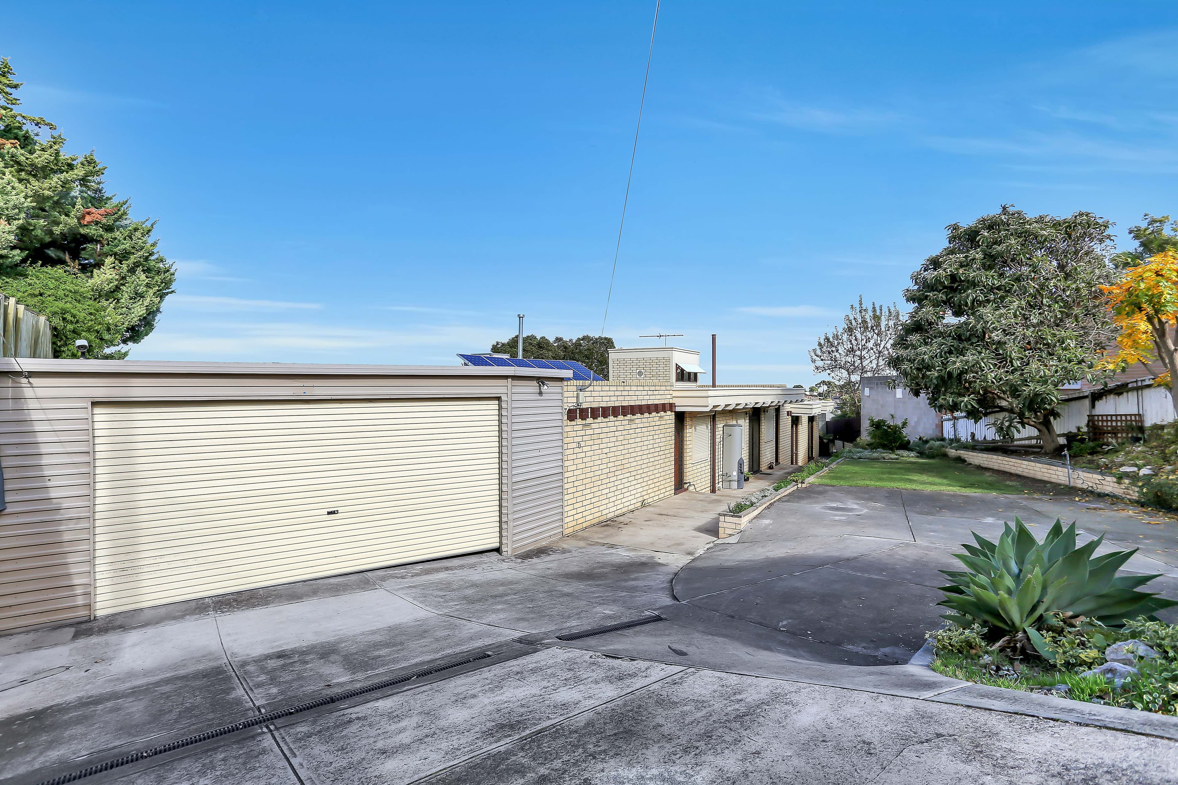 73 Eyre Crescent, Valley View SA 5093, Valley View - Thumbnail 2