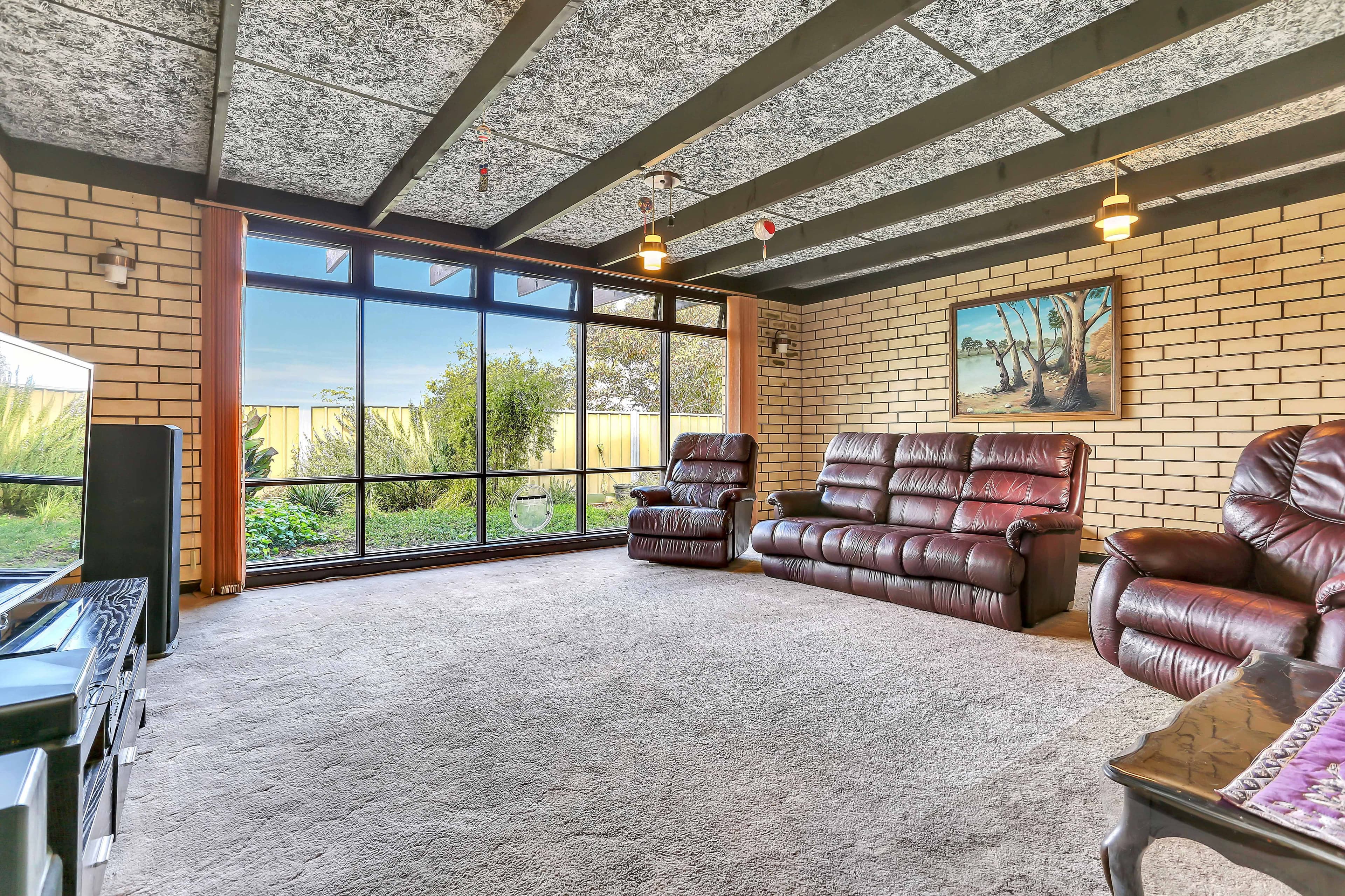 73 Eyre Crescent, Valley View SA 5093, Valley View - Thumbnail 4