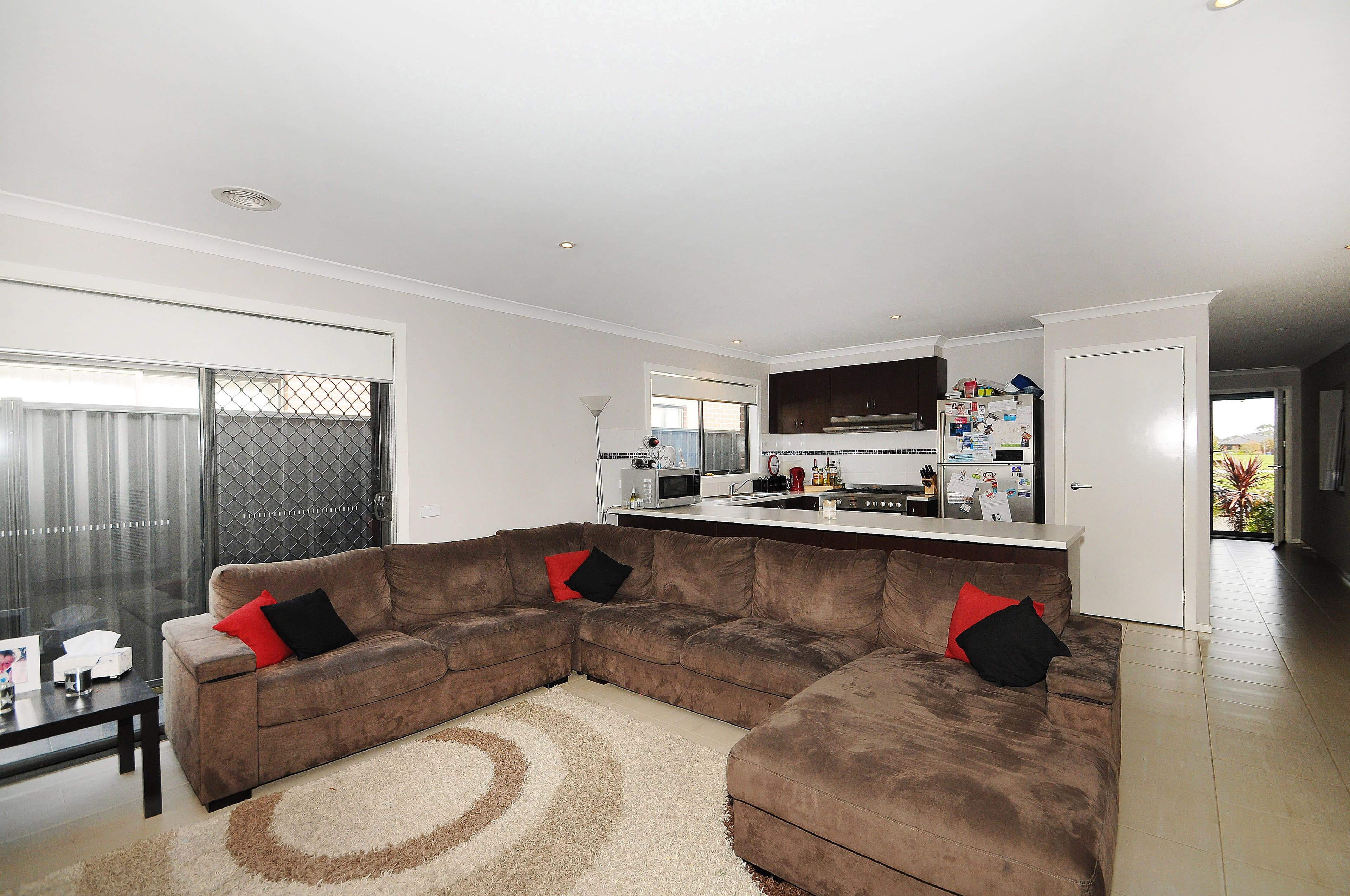 9 Jupiter Crescent, Cranbourne West VIC 3977, Cranbourne West - Thumbnail 4