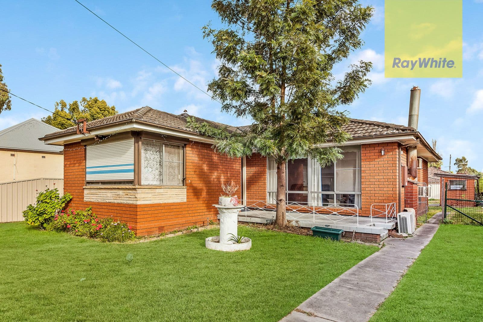 6 Short Street, Rosehill - Image 1