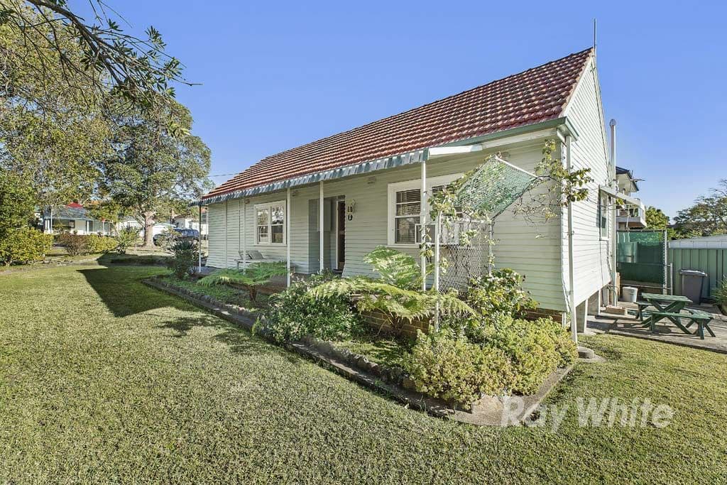 1 Aspinall Street, Booragul - Image 1
