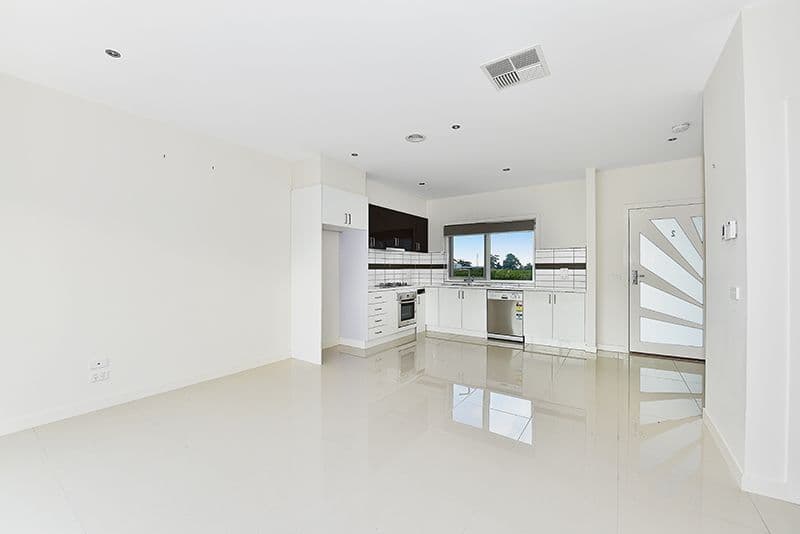 10 Dhemre Place, Dallas VIC 3047, Dallas - Thumbnail 2