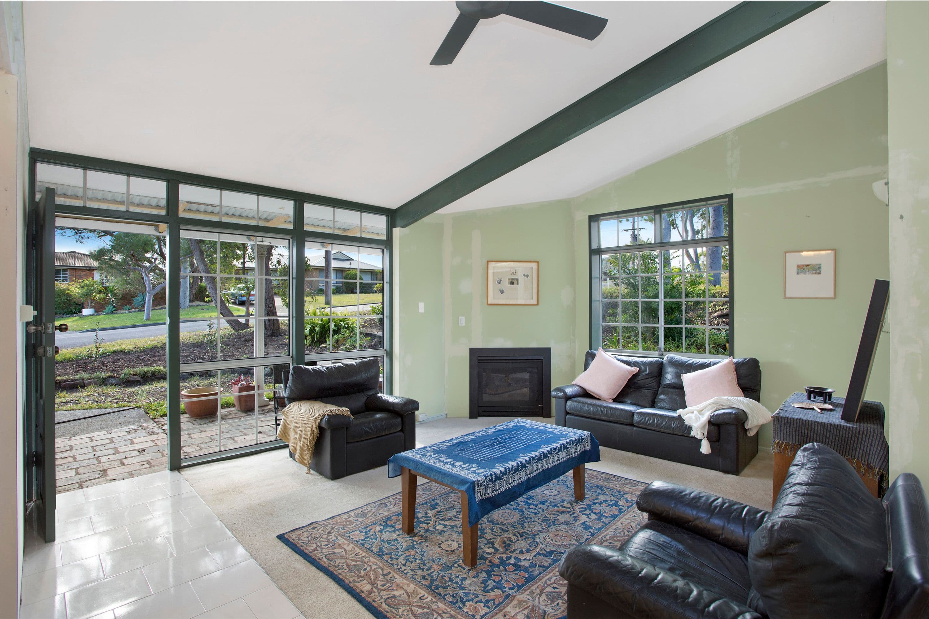16 Talara Avenue, Bateau Bay - Thumbnail 2