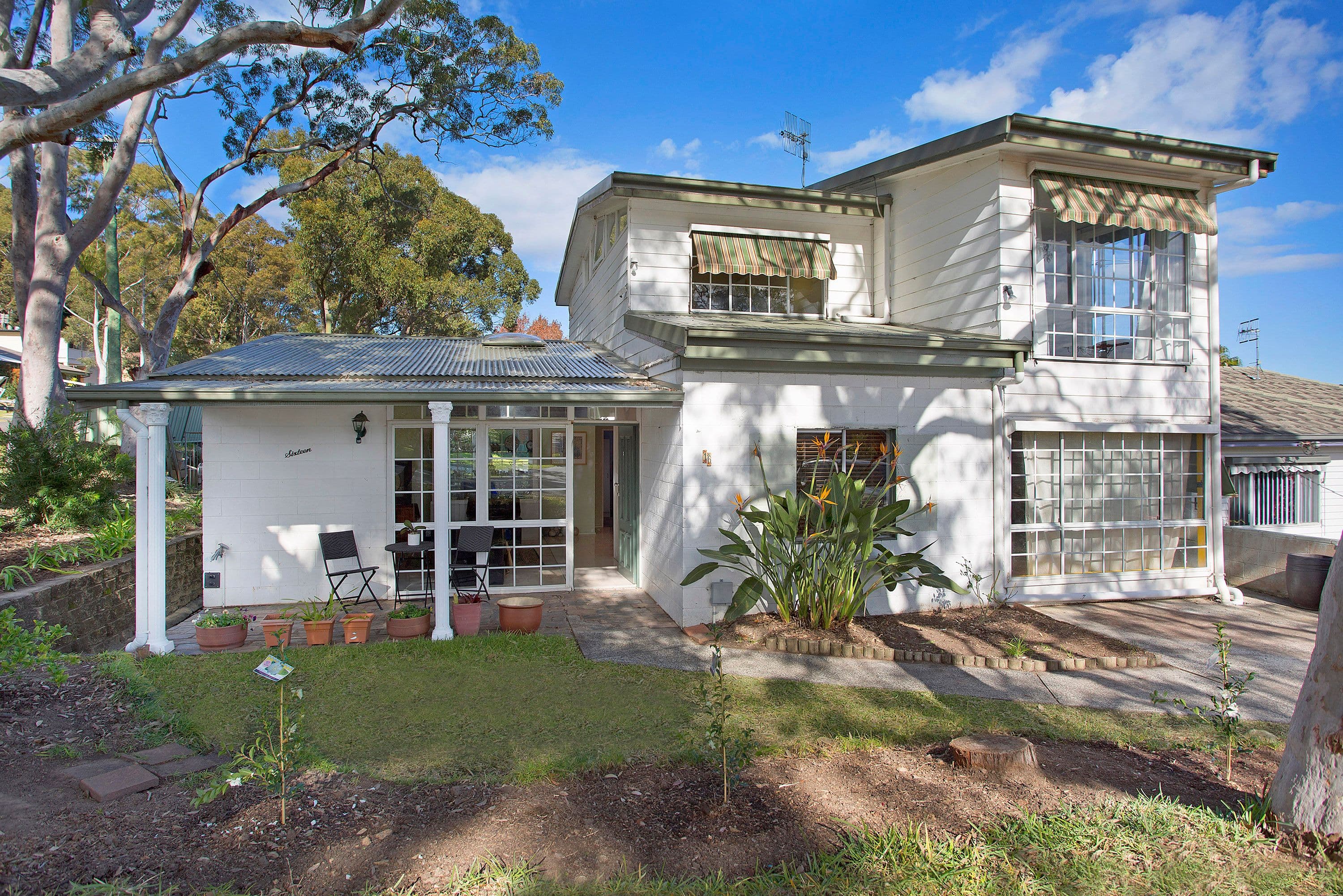 16 Talara Avenue, Bateau Bay - Image 1