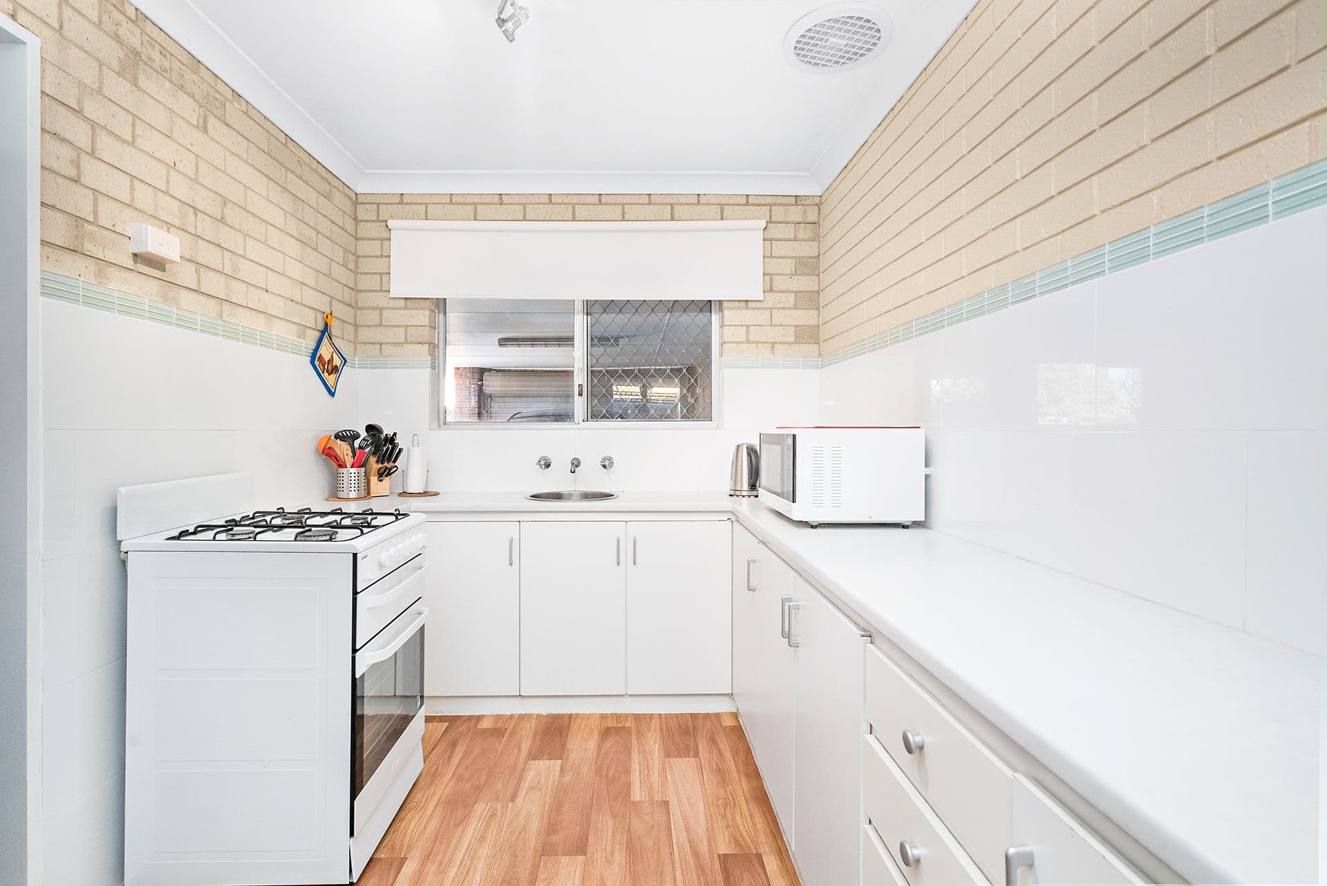 3/2 Sardam Place, Mahomets Flats WA 6530, Mahomets Flats - Thumbnail 2