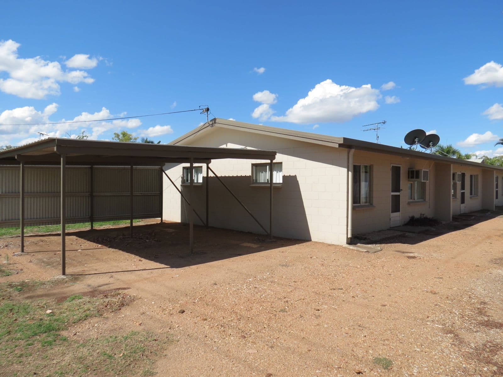 38 Baker Street, Emerald QLD 4720, Emerald - Image 1