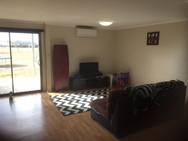 44 Sadler Way, Deepdale WA 6532, Deepdale - Thumbnail 3