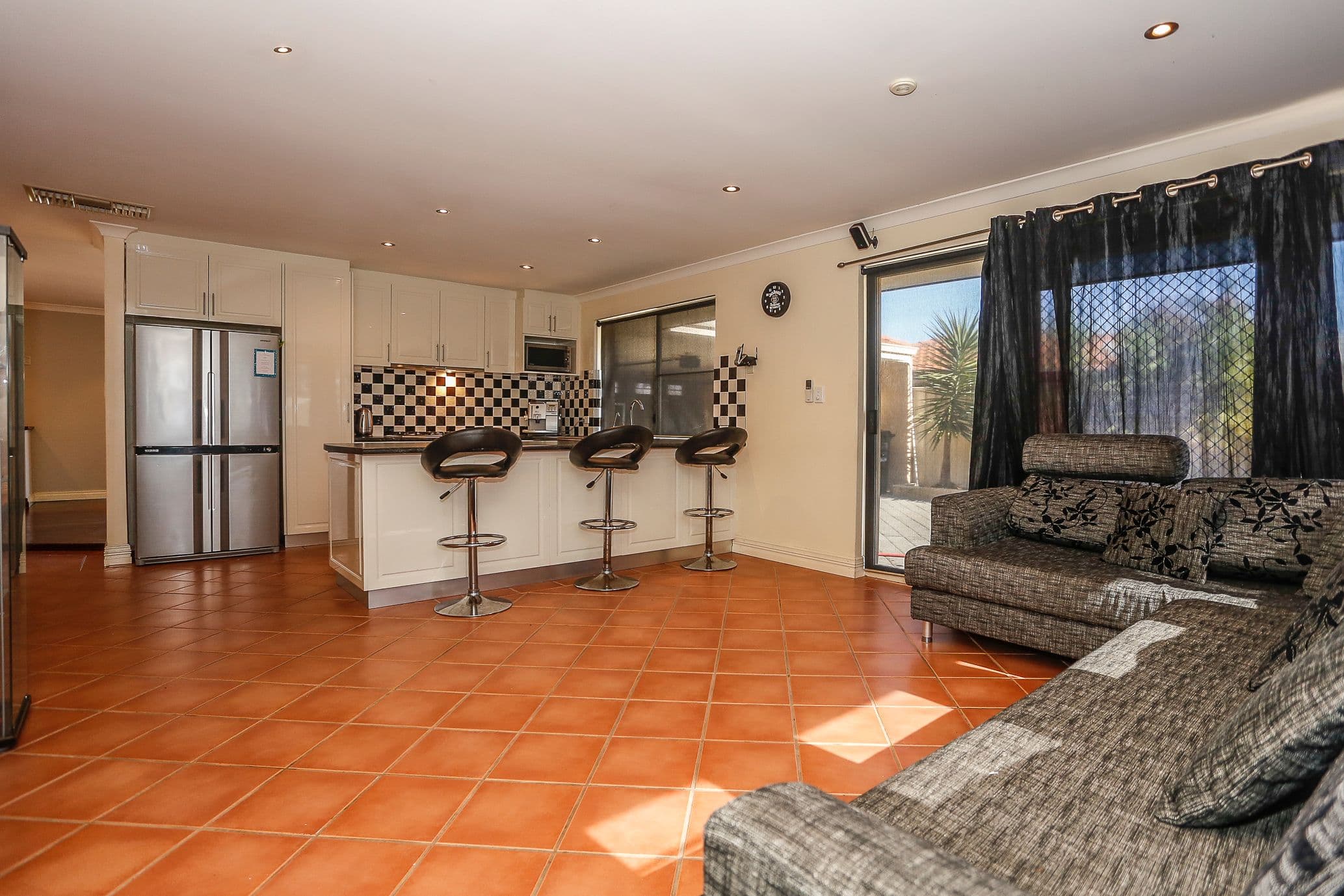 180 Hamelin Drive, Ballajura WA 6066, Ballajura - Thumbnail 5